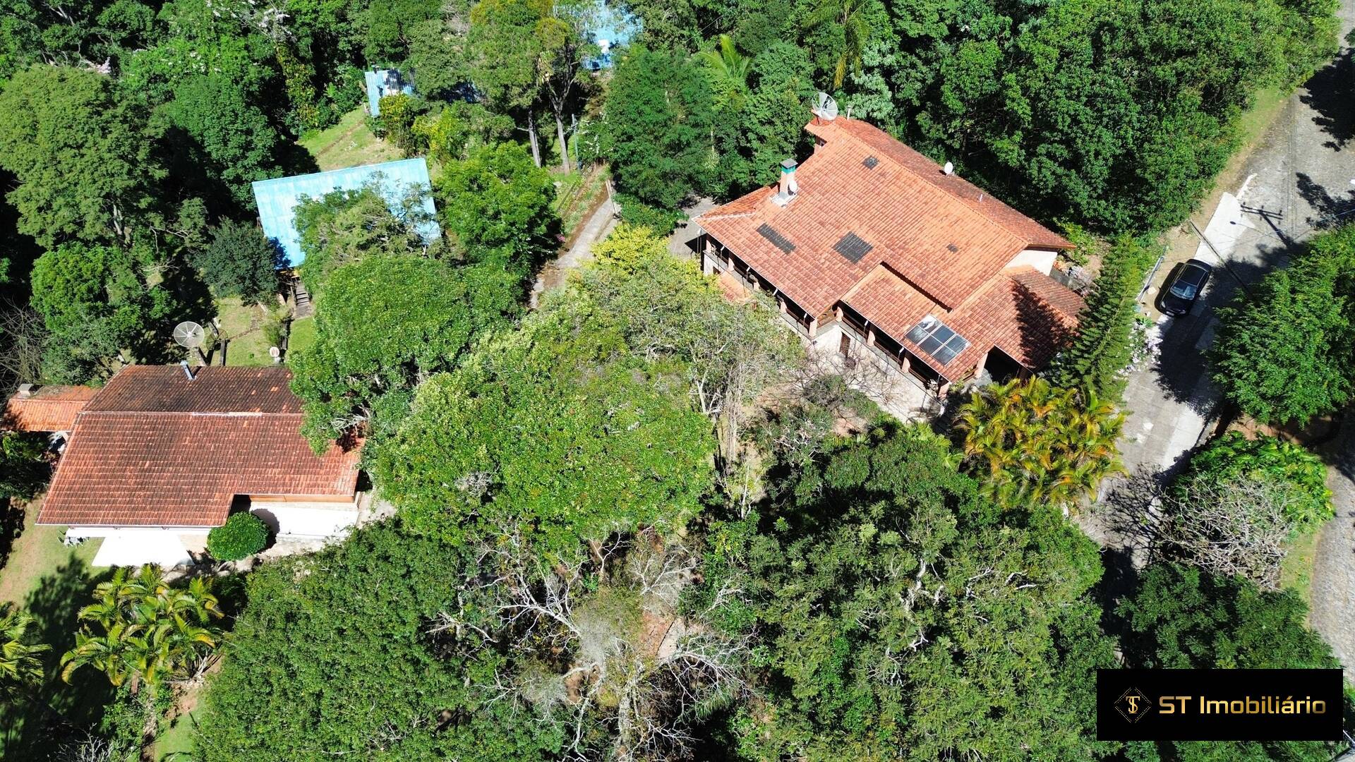 Chácara à venda com 5 quartos, 546m² - Foto 11