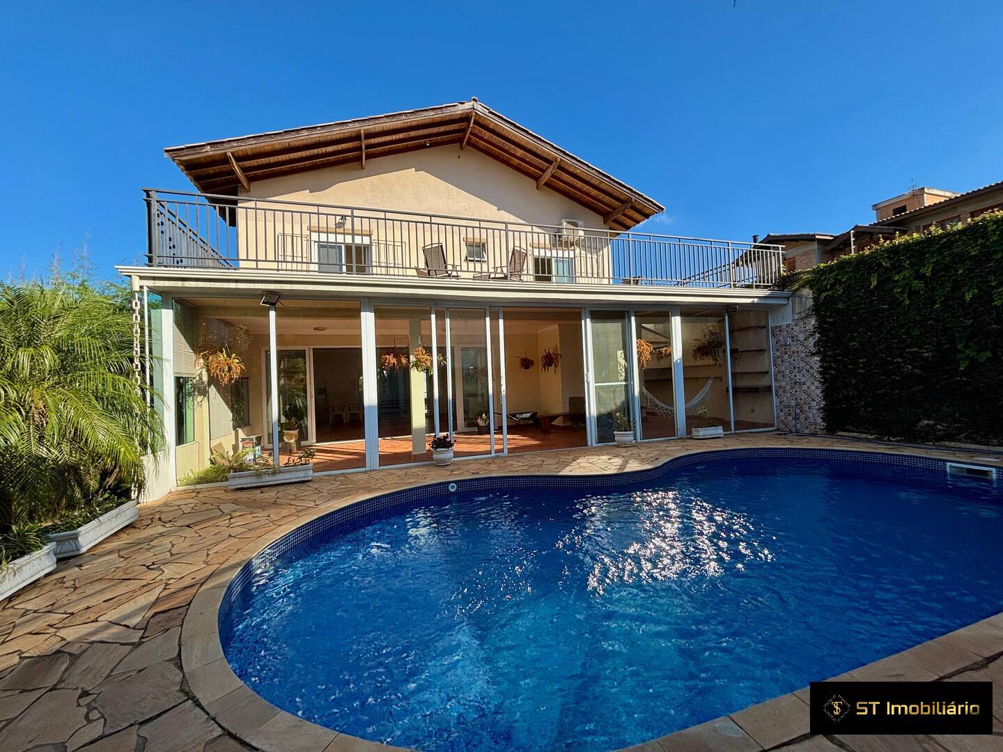 Casa, 3 quartos, 387 m² - Foto 1