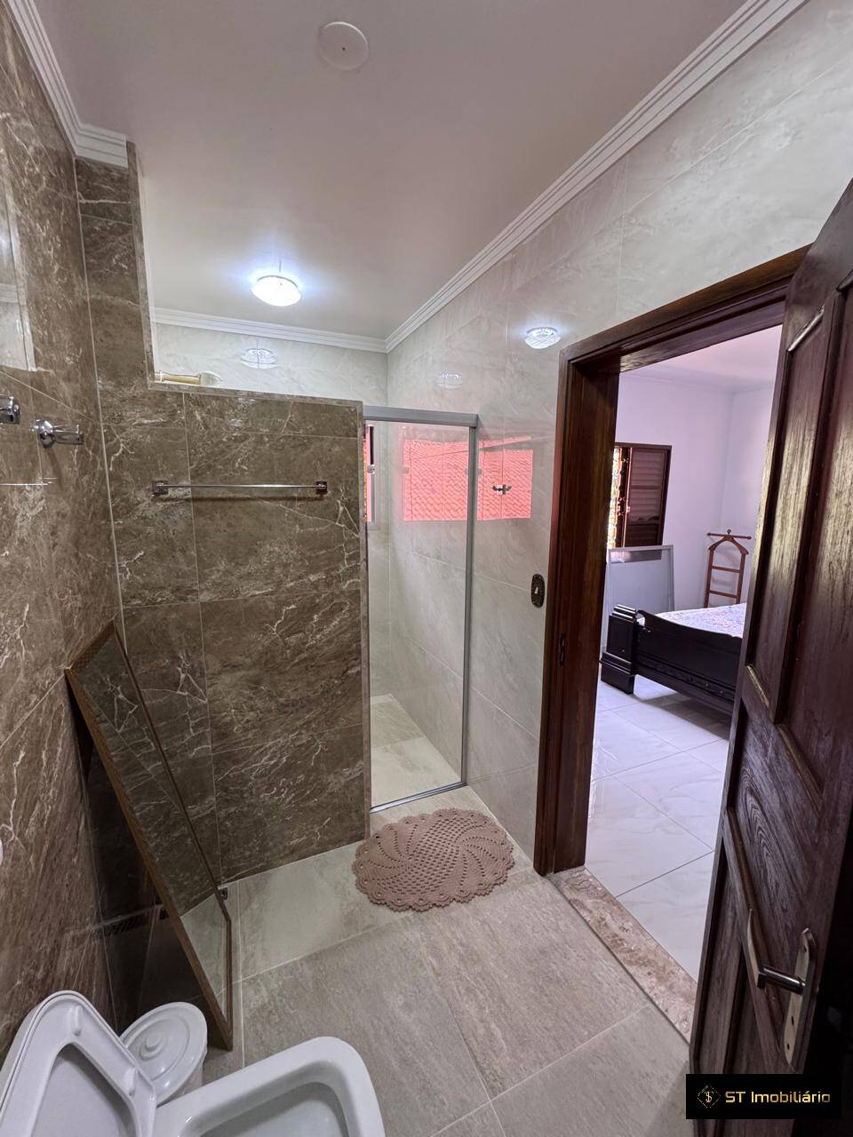 Chácara à venda com 5 quartos, 650m² - Foto 15