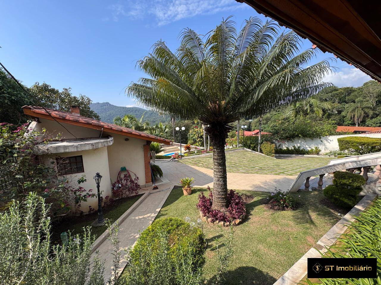 Chácara à venda com 5 quartos, 650m² - Foto 26