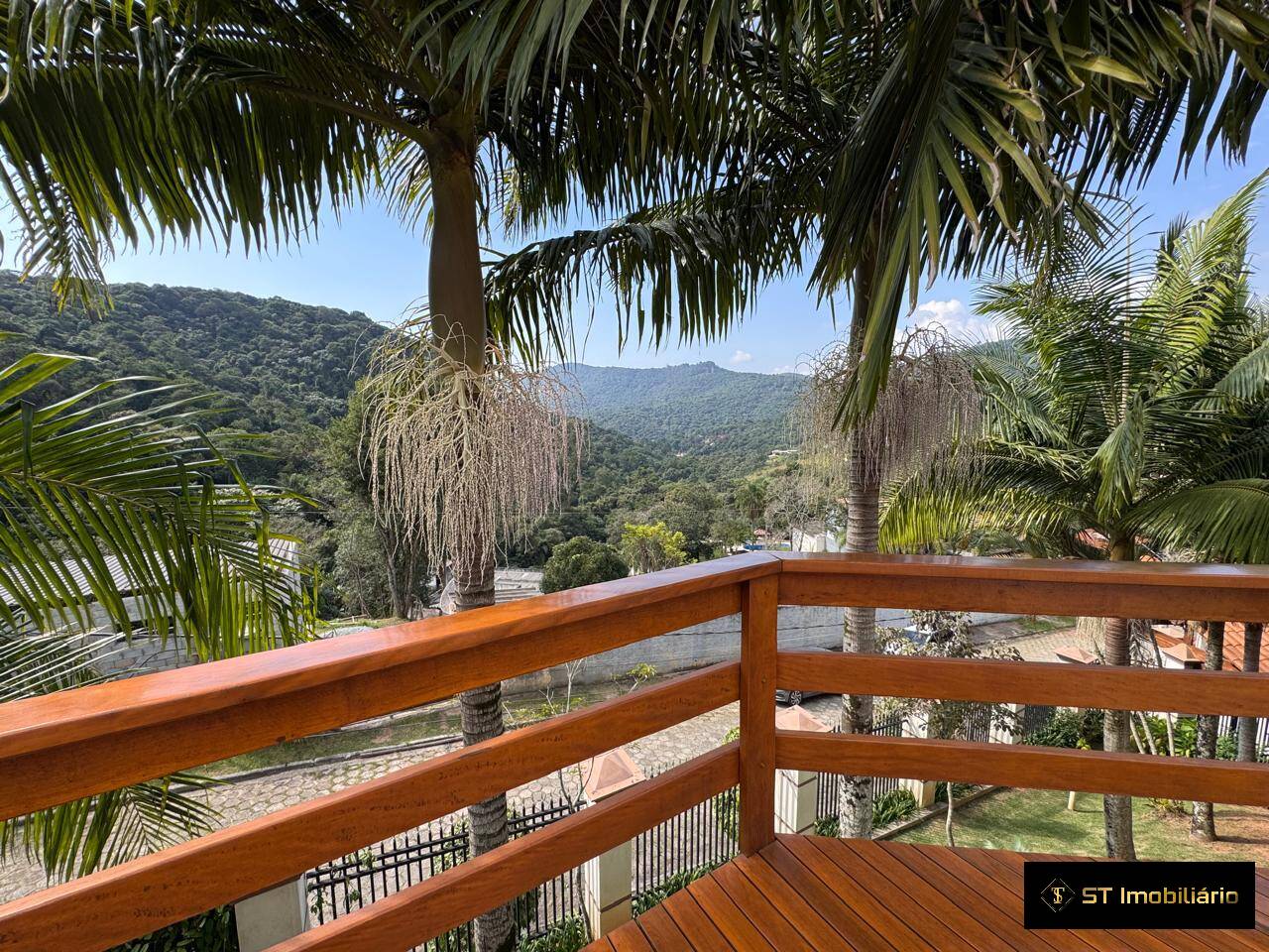 Chácara à venda com 5 quartos, 650m² - Foto 38
