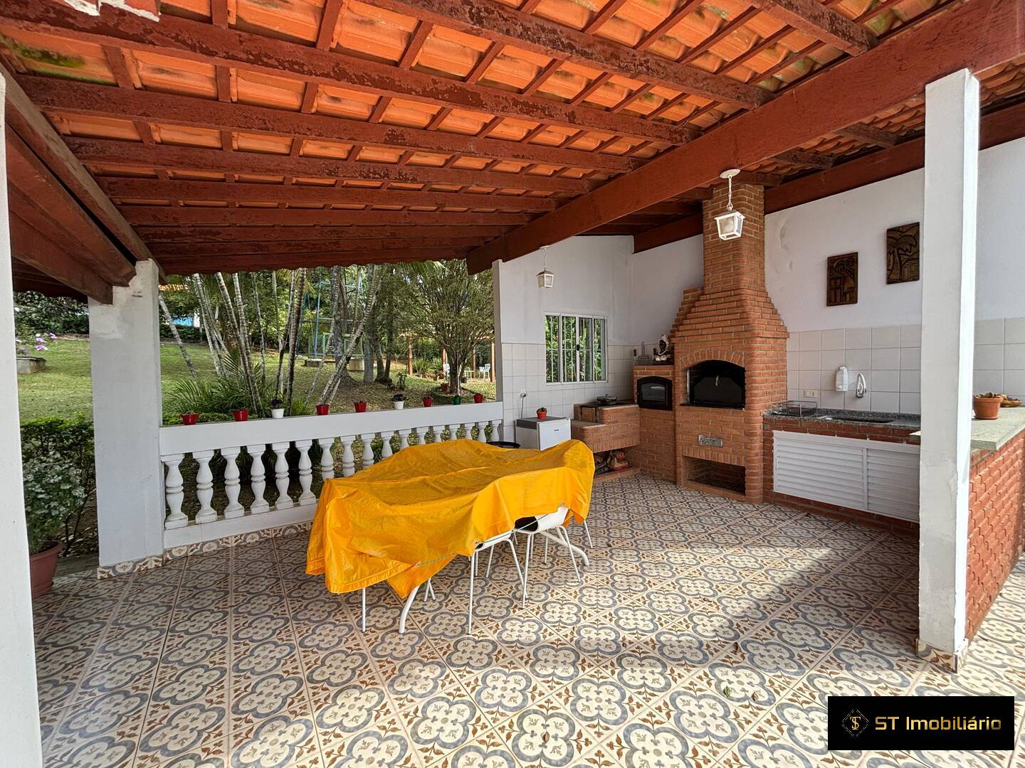 Chácara à venda com 4 quartos, 269m² - Foto 3