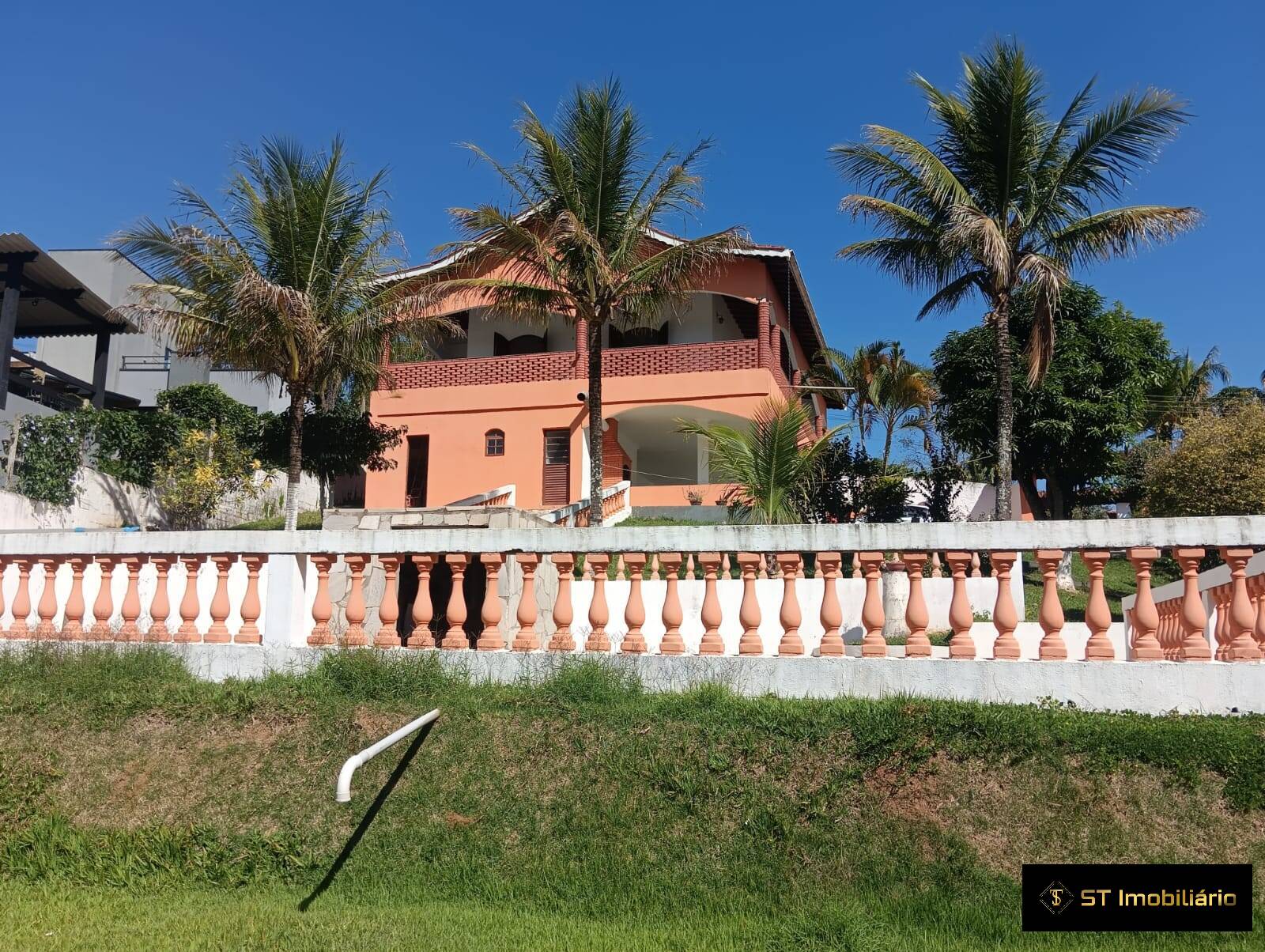 Chácara, 4 quartos, 1400 m² - Foto 1