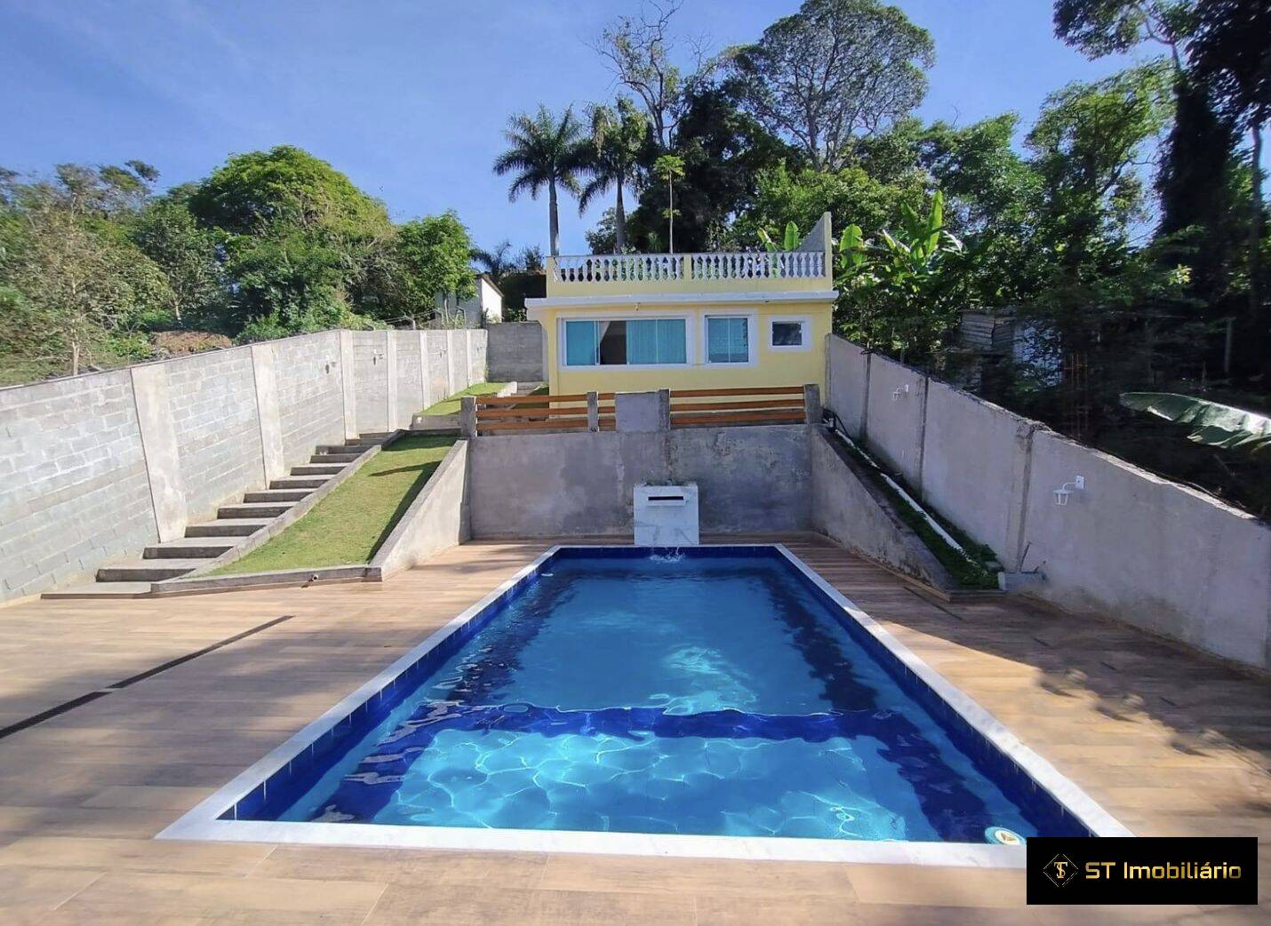 Chácara à venda com 1 quarto, 65m² - Foto 1