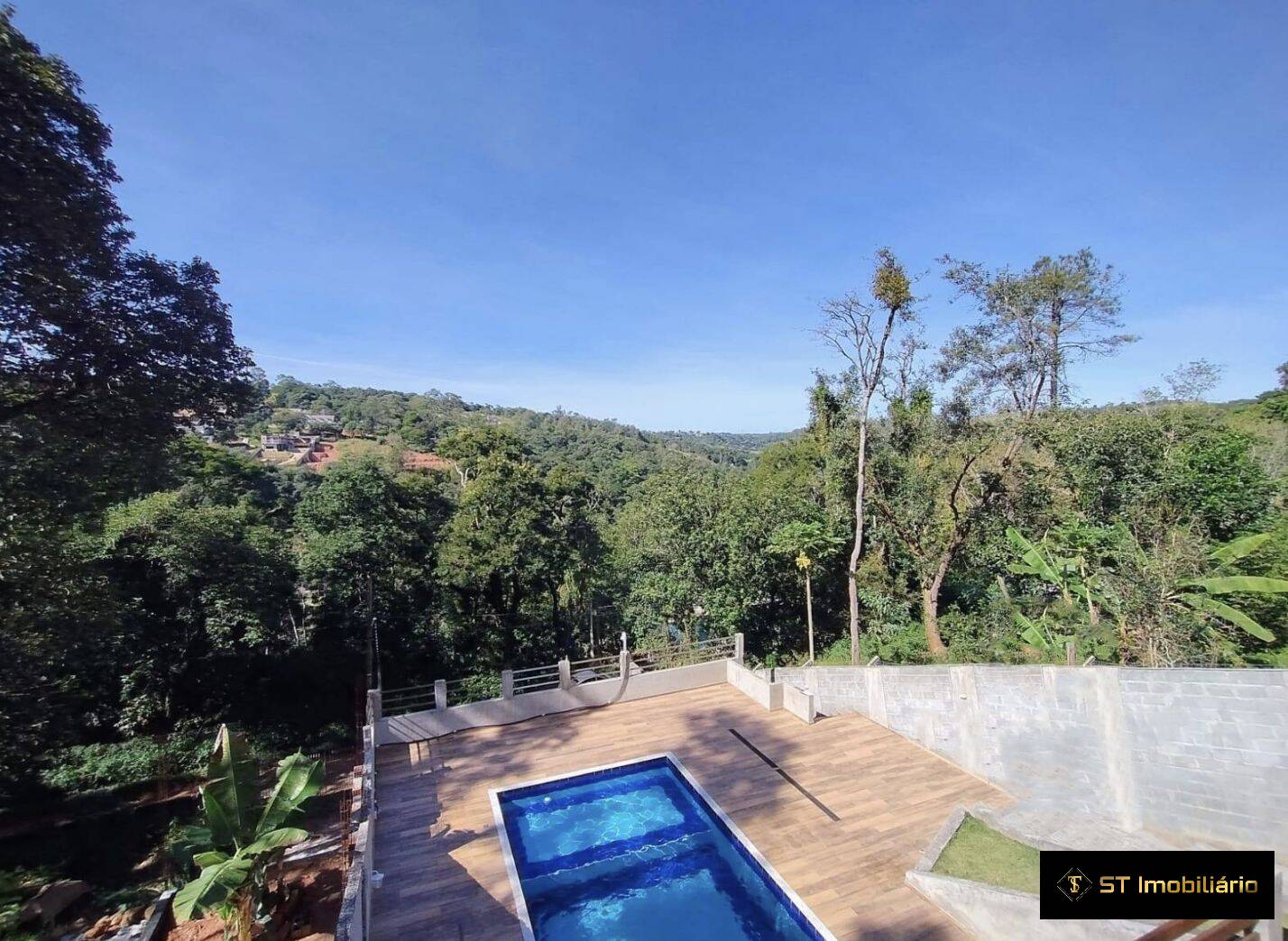Chácara à venda com 1 quarto, 65m² - Foto 2