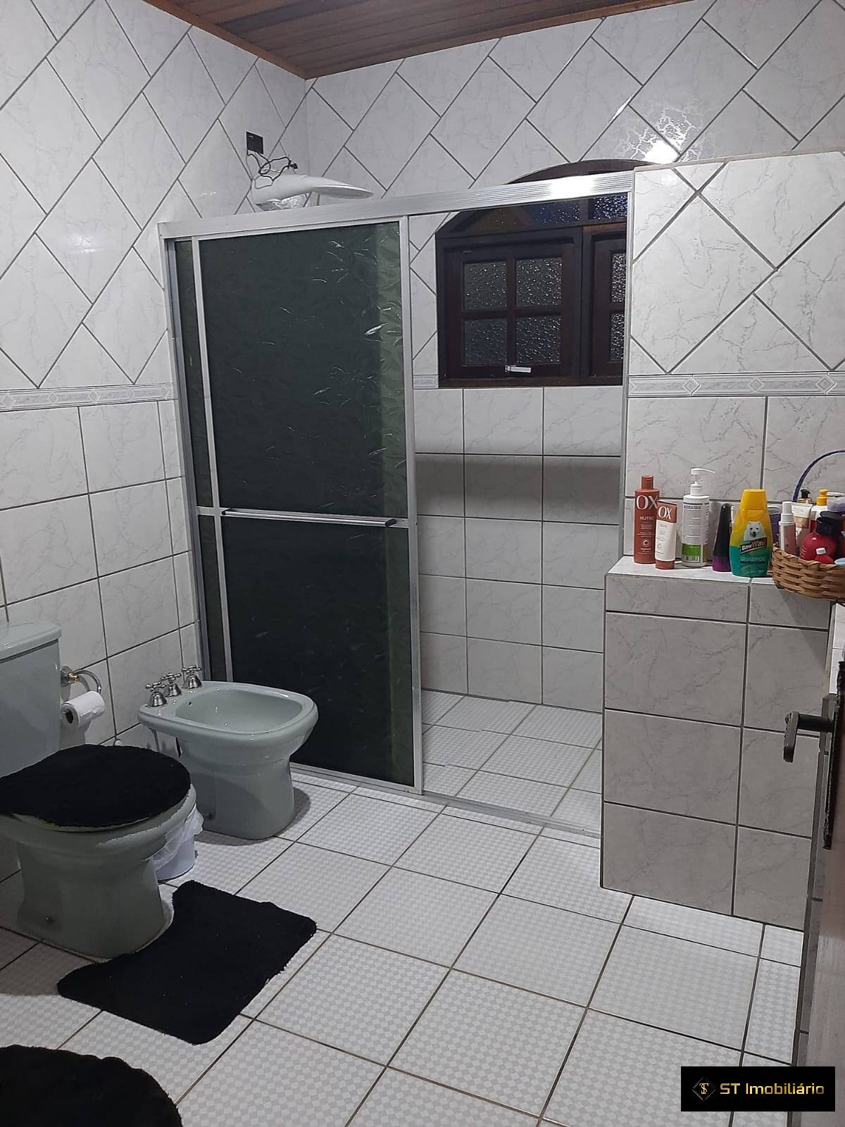 Chácara à venda com 3 quartos, 225m² - Foto 13