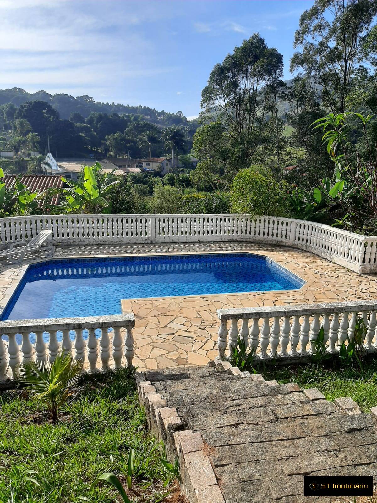 Chácara à venda com 3 quartos, 225m² - Foto 3