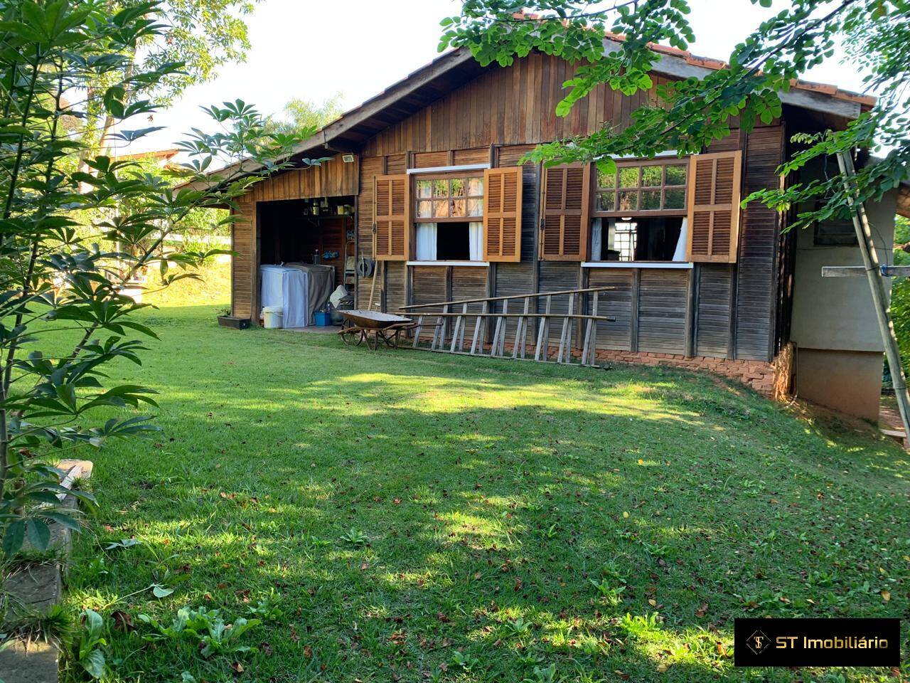 Chácara à venda com 3 quartos, 300m² - Foto 4