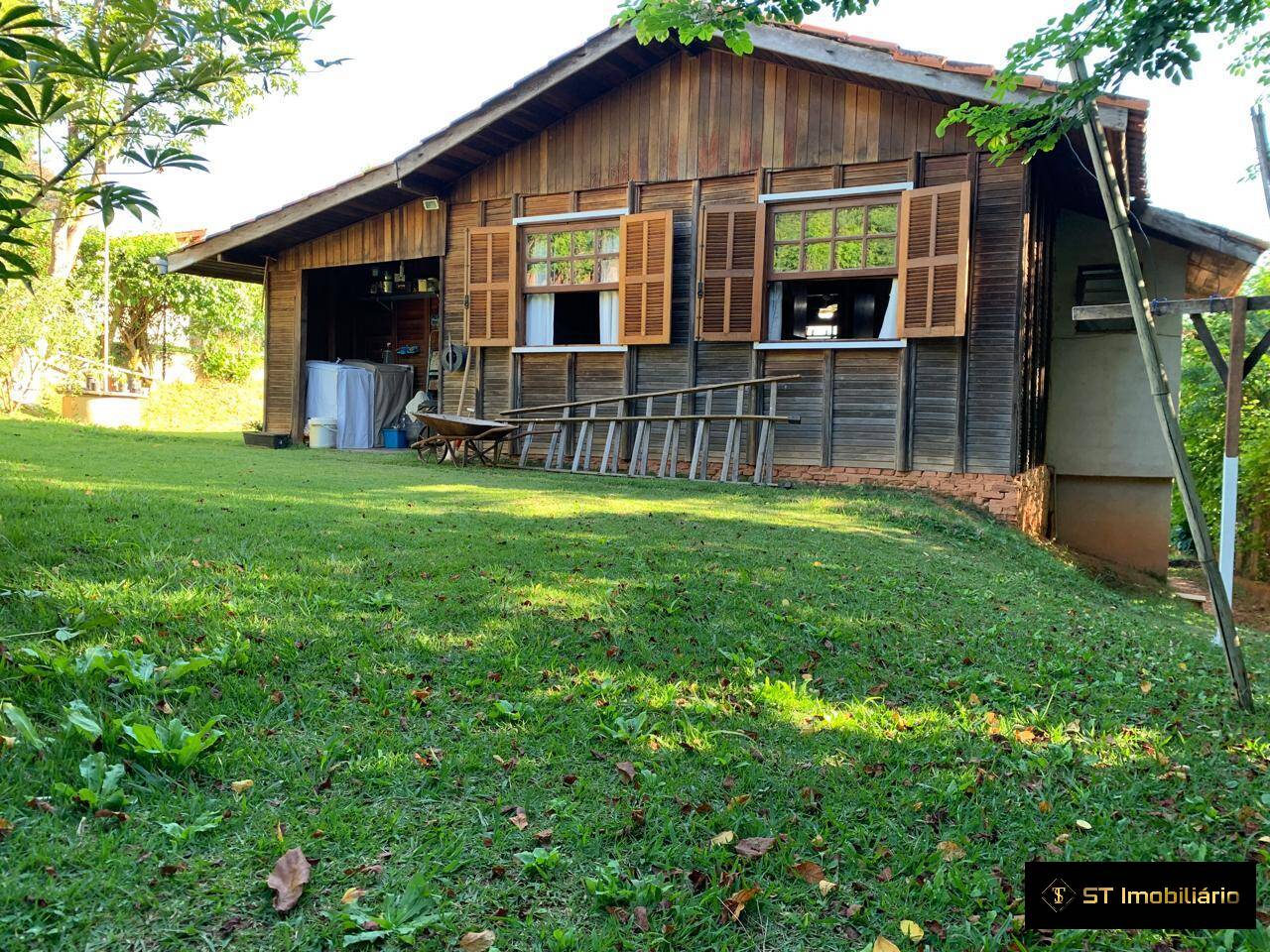 Chácara à venda com 3 quartos, 300m² - Foto 31