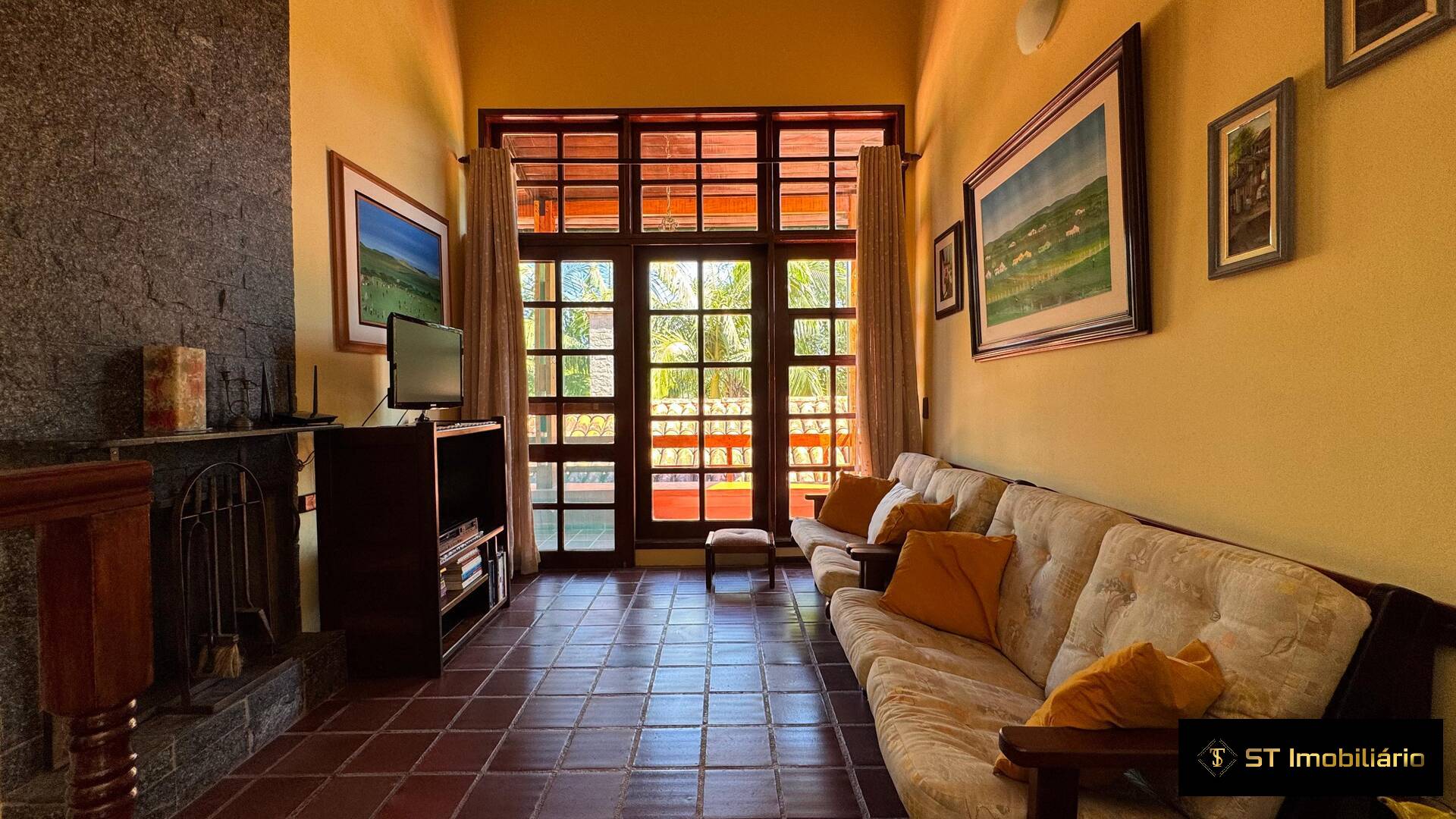 Casa à venda com 4 quartos, 120m² - Foto 2