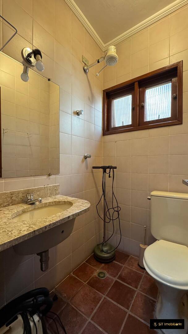 Casa à venda com 4 quartos, 120m² - Foto 15