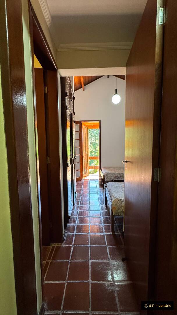 Casa à venda com 4 quartos, 120m² - Foto 26
