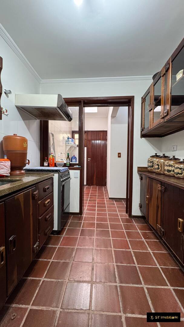 Casa à venda com 4 quartos, 120m² - Foto 30
