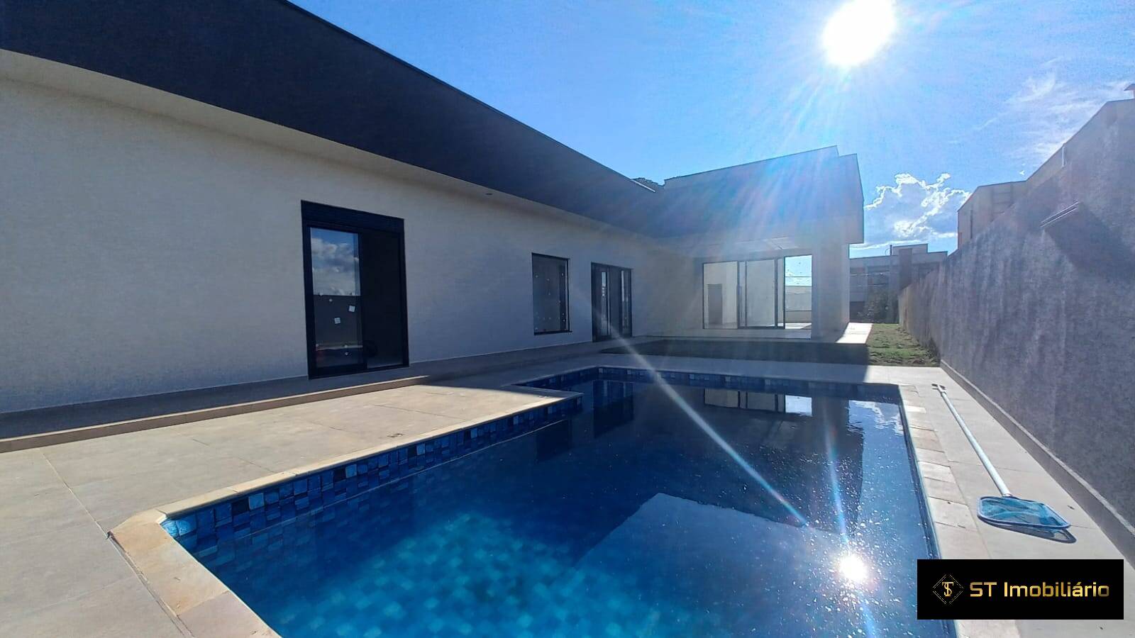 Casa, 3 quartos, 250 m² - Foto 4