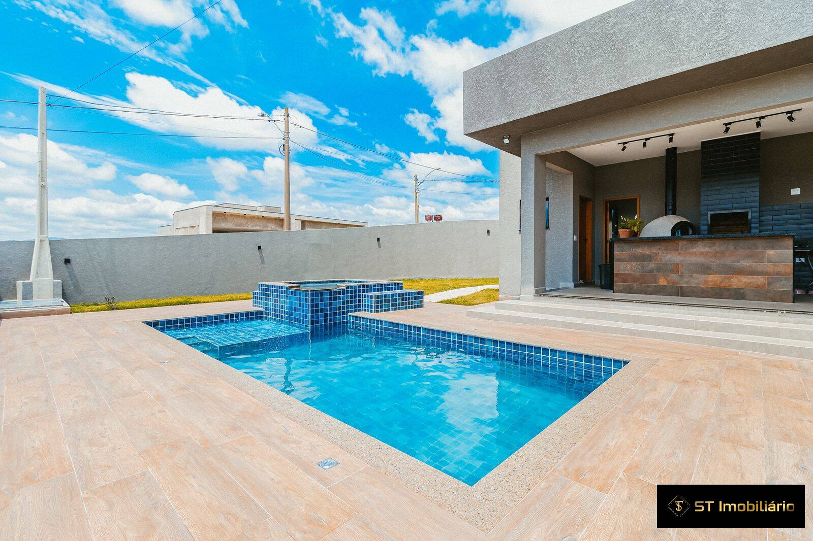 Casa à venda com 3 quartos, 272m² - Foto 6
