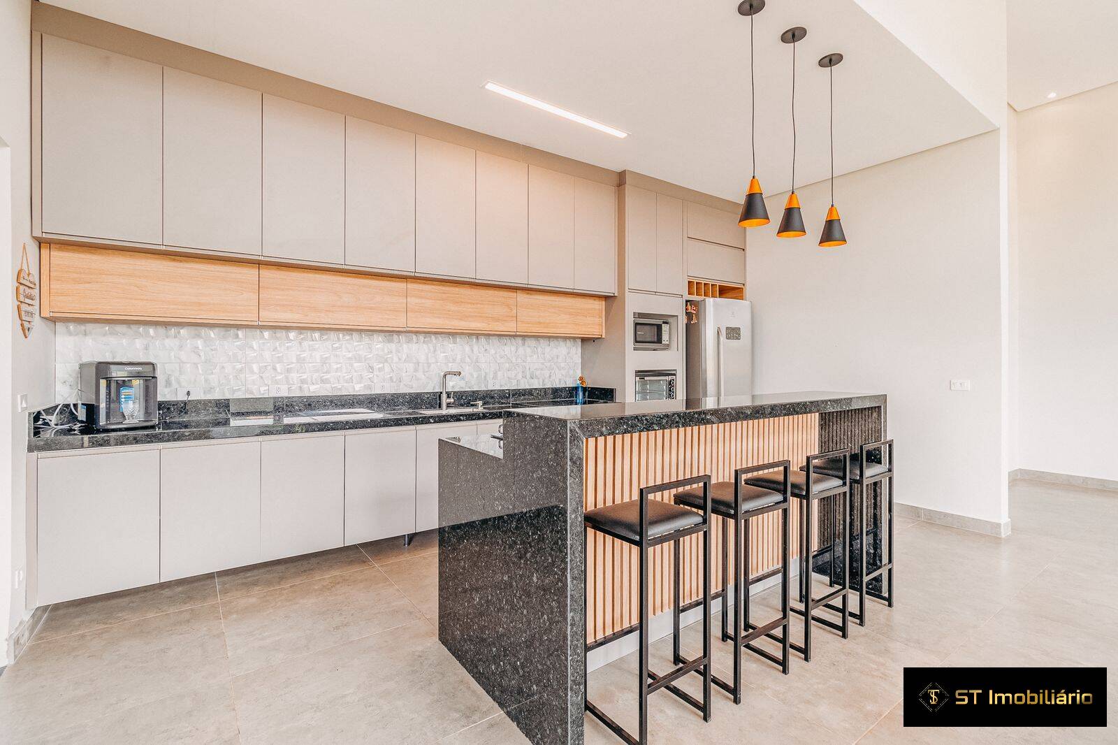Casa à venda com 3 quartos, 272m² - Foto 13