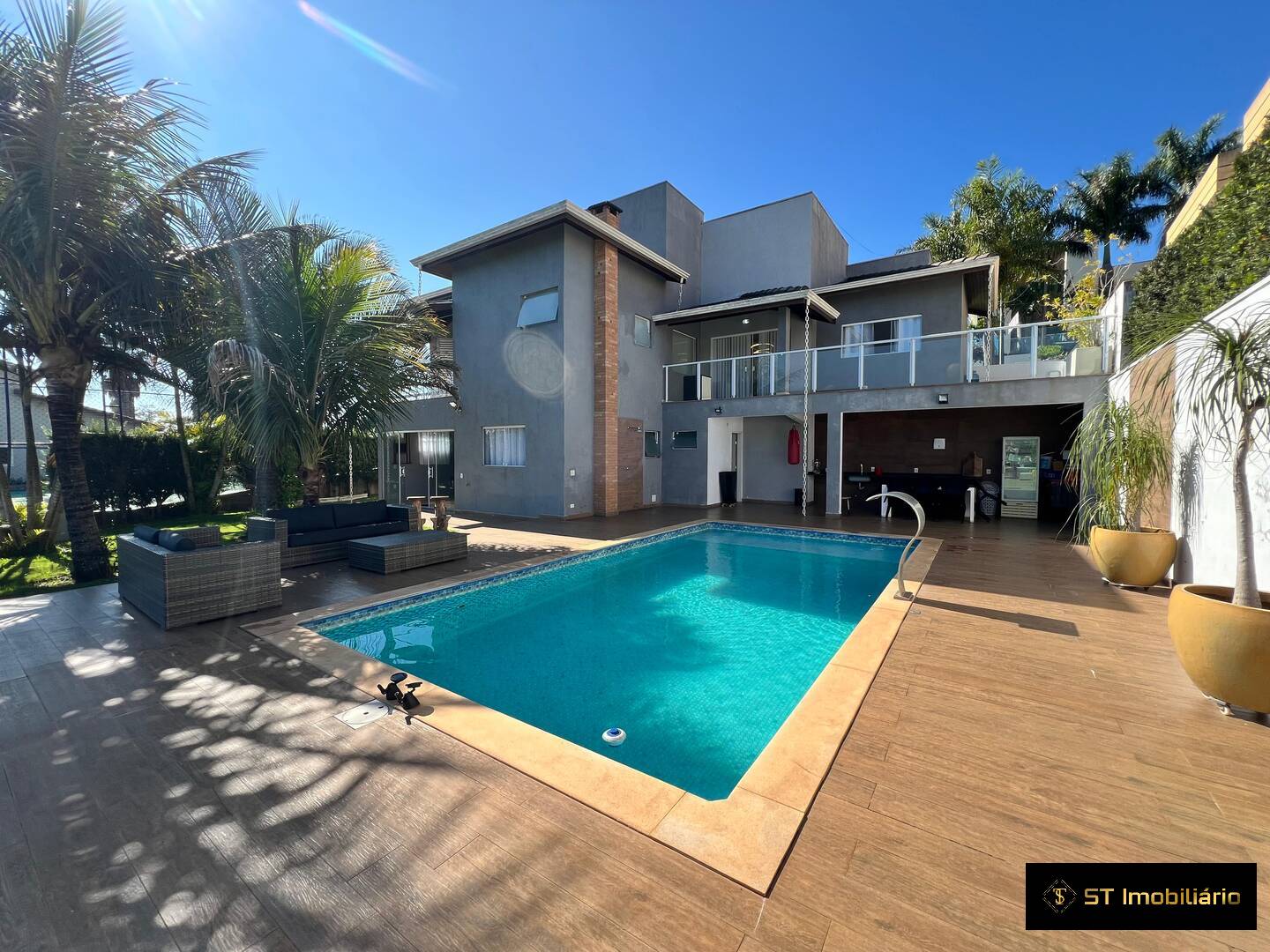 Casa, 3 quartos, 280 m² - Foto 1