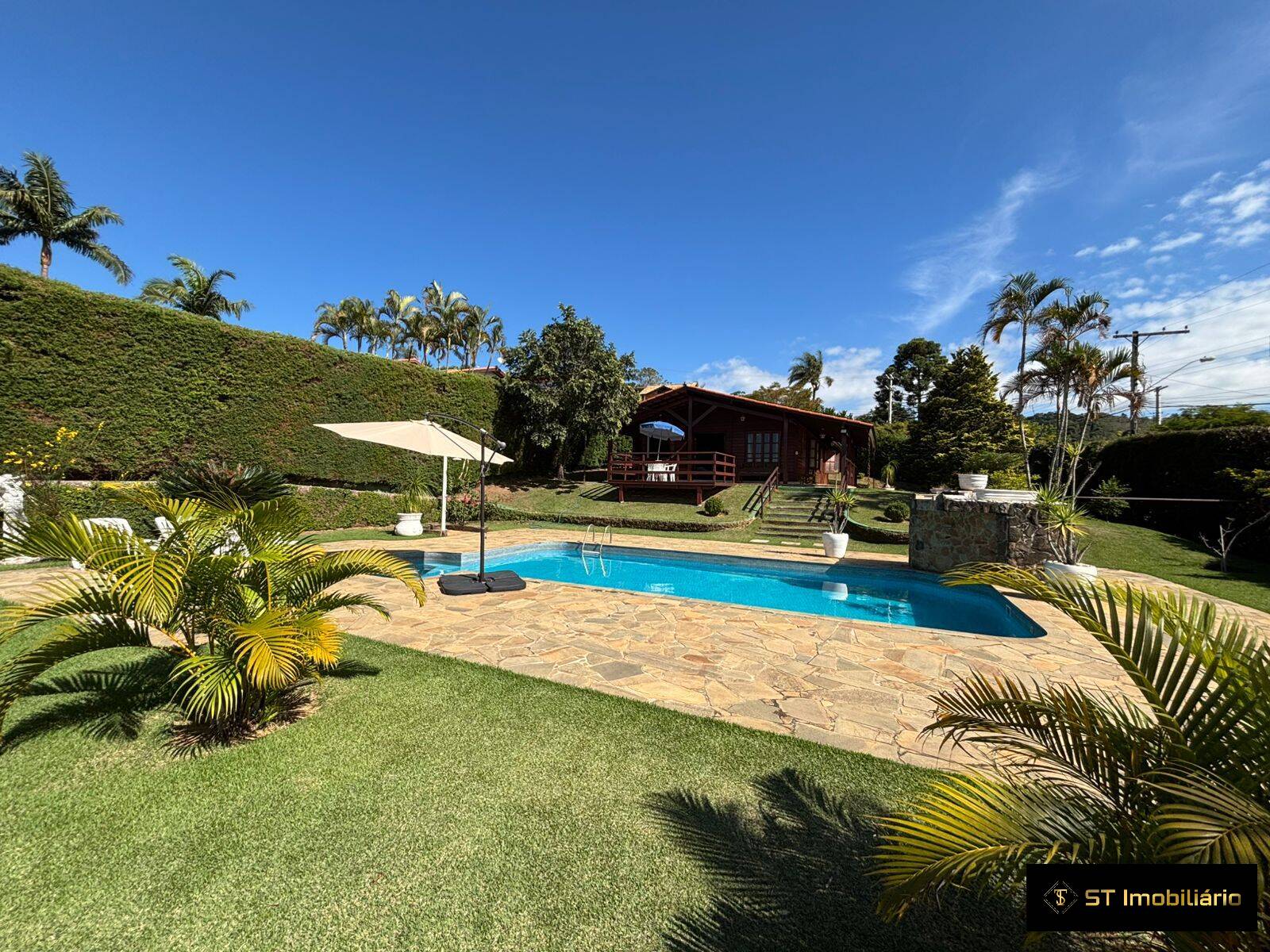 Chácara, 4 quartos, 1500 m² - Foto 2