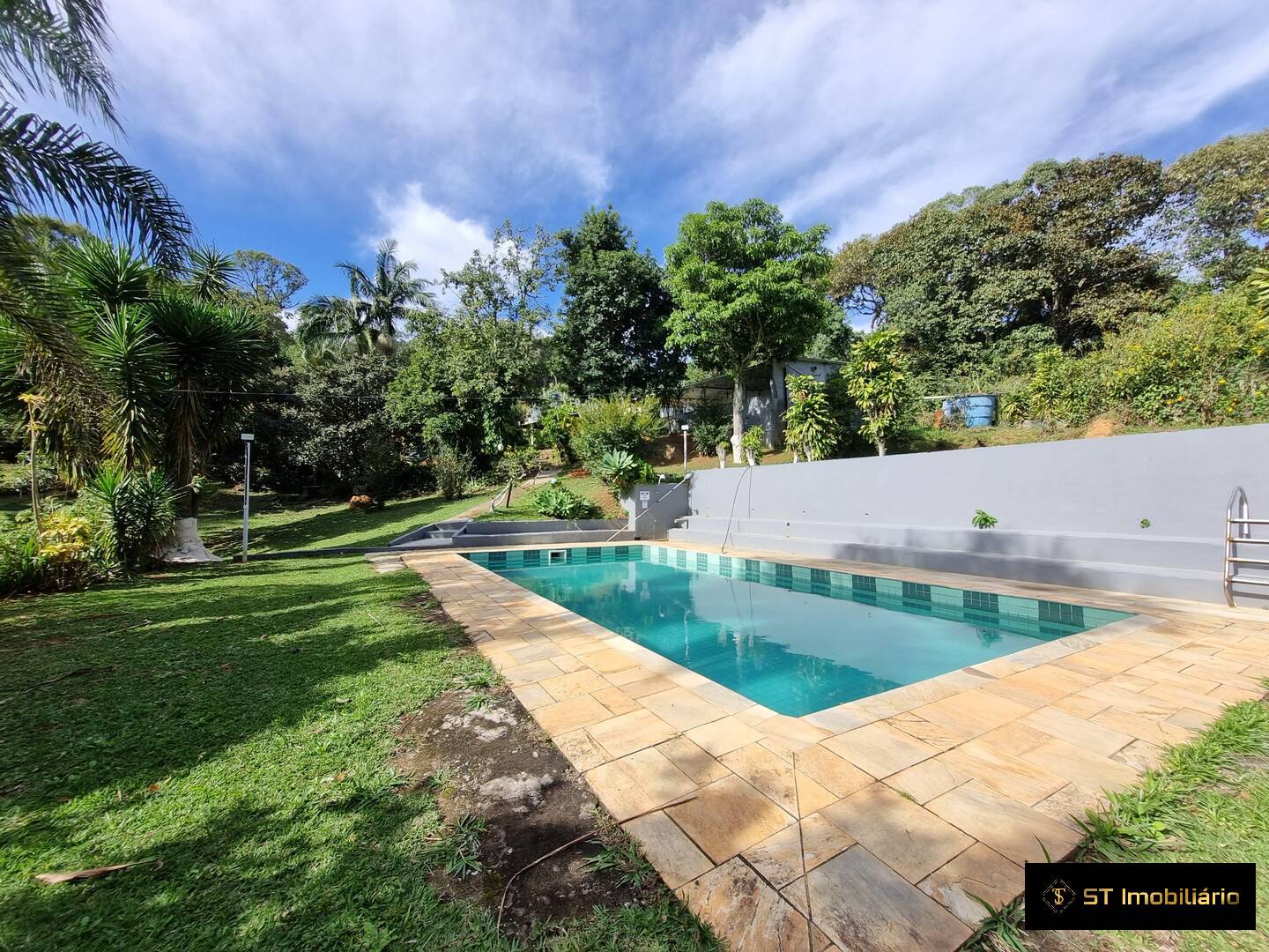 Chácara à venda com 5 quartos, 230m² - Foto 4