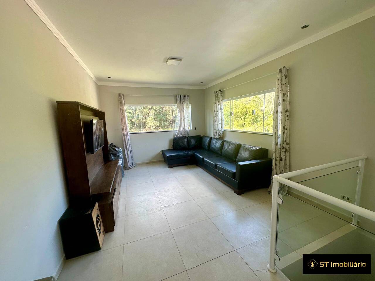 Chácara à venda com 3 quartos, 199m² - Foto 8
