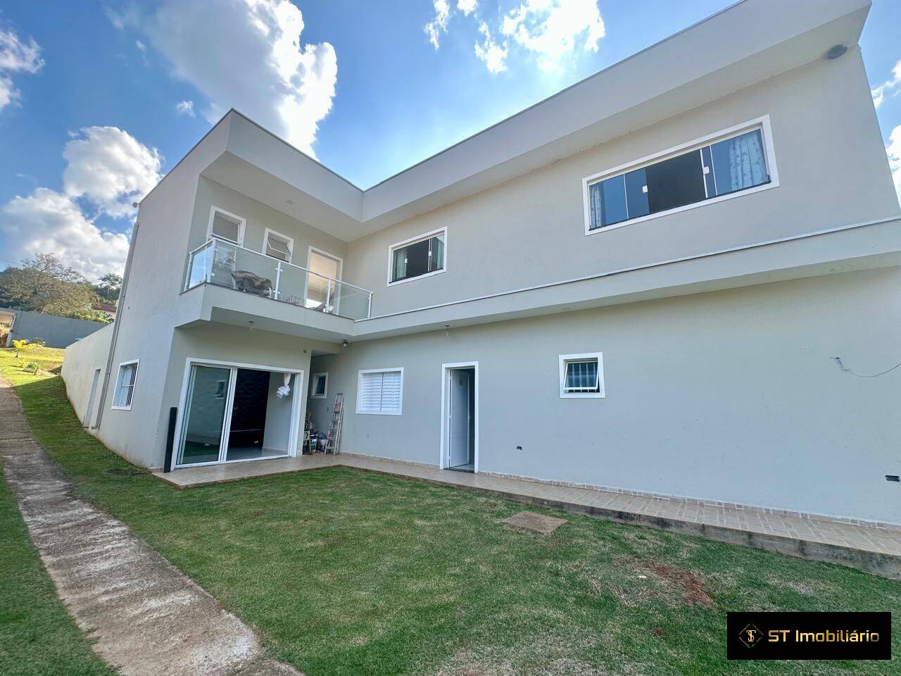 Chácara à venda com 3 quartos, 199m² - Foto 13