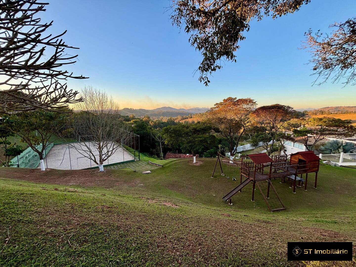 Sítio, 4 quartos, 1330 m² - Foto 31