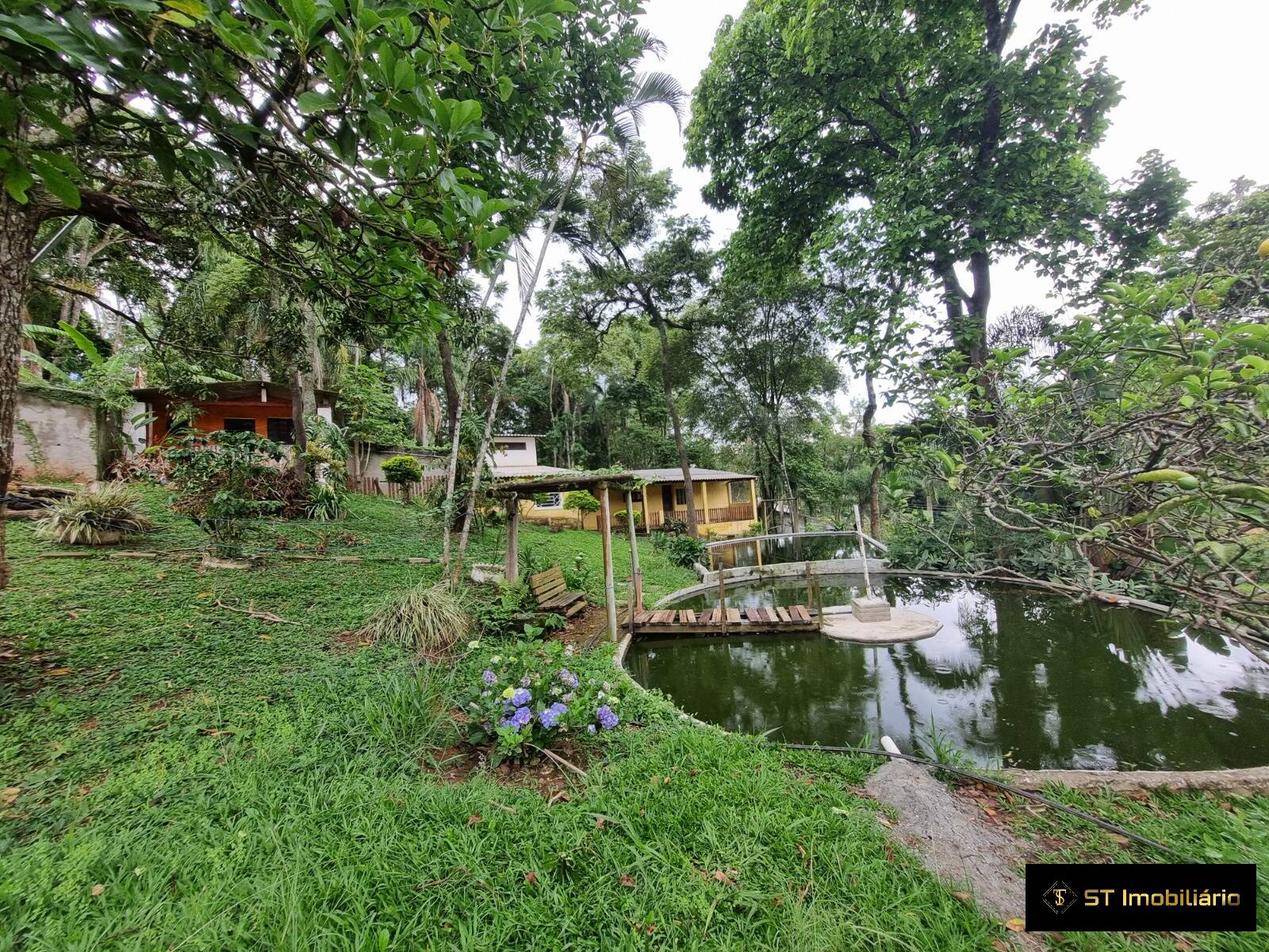 Chácara à venda com 5 quartos, 350m² - Foto 20