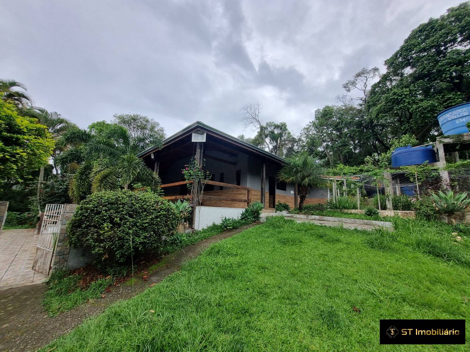 Chácara à venda com 5 quartos, 350m² - Foto 28