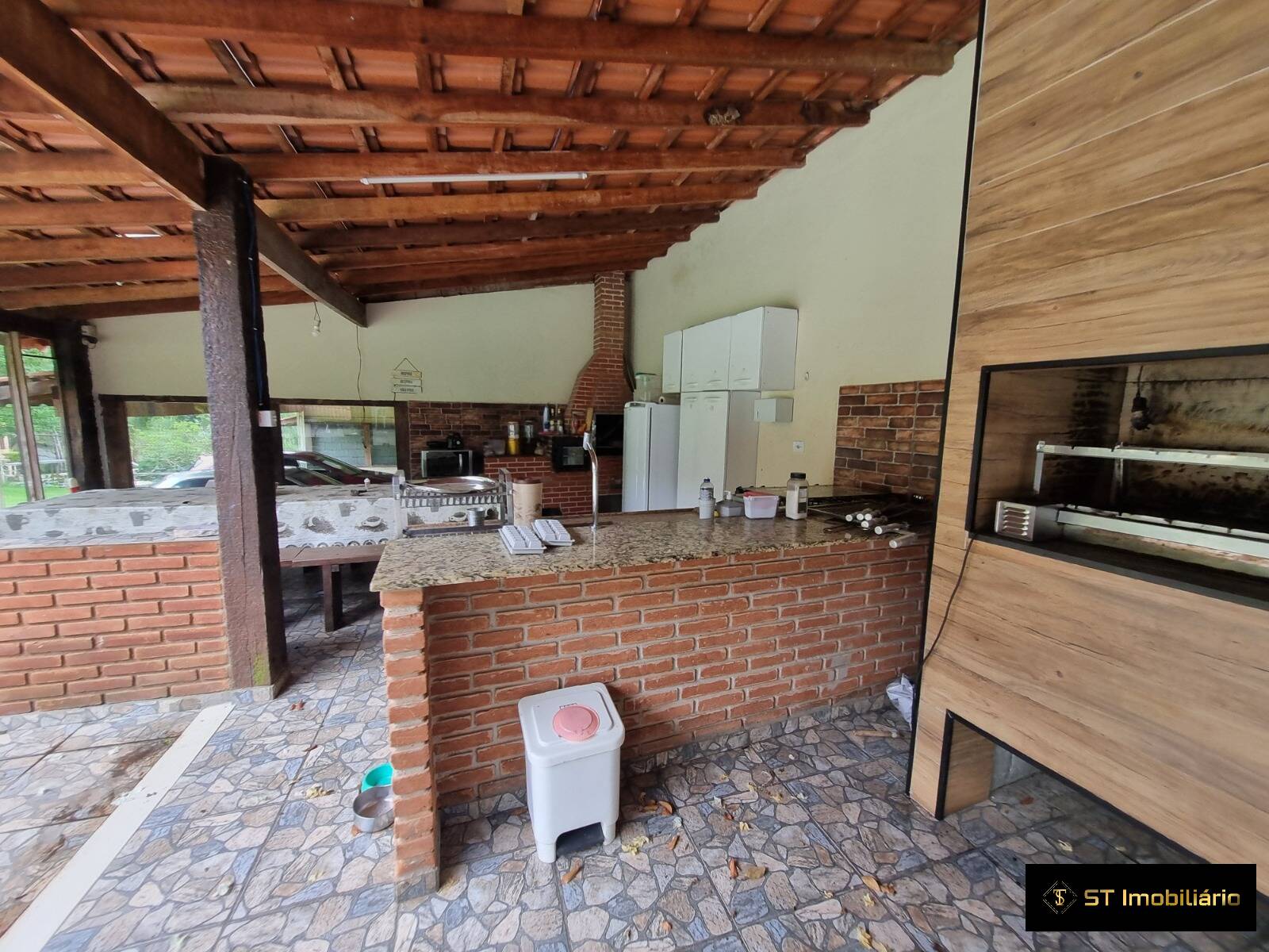 Chácara à venda com 5 quartos, 350m² - Foto 27