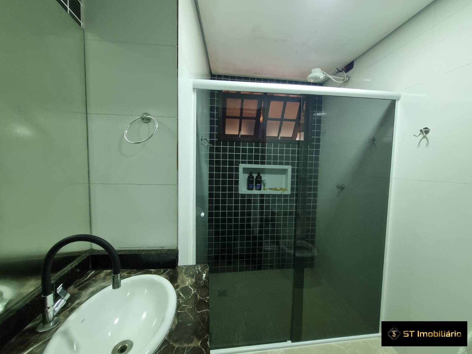 Chácara à venda com 5 quartos, 350m² - Foto 12