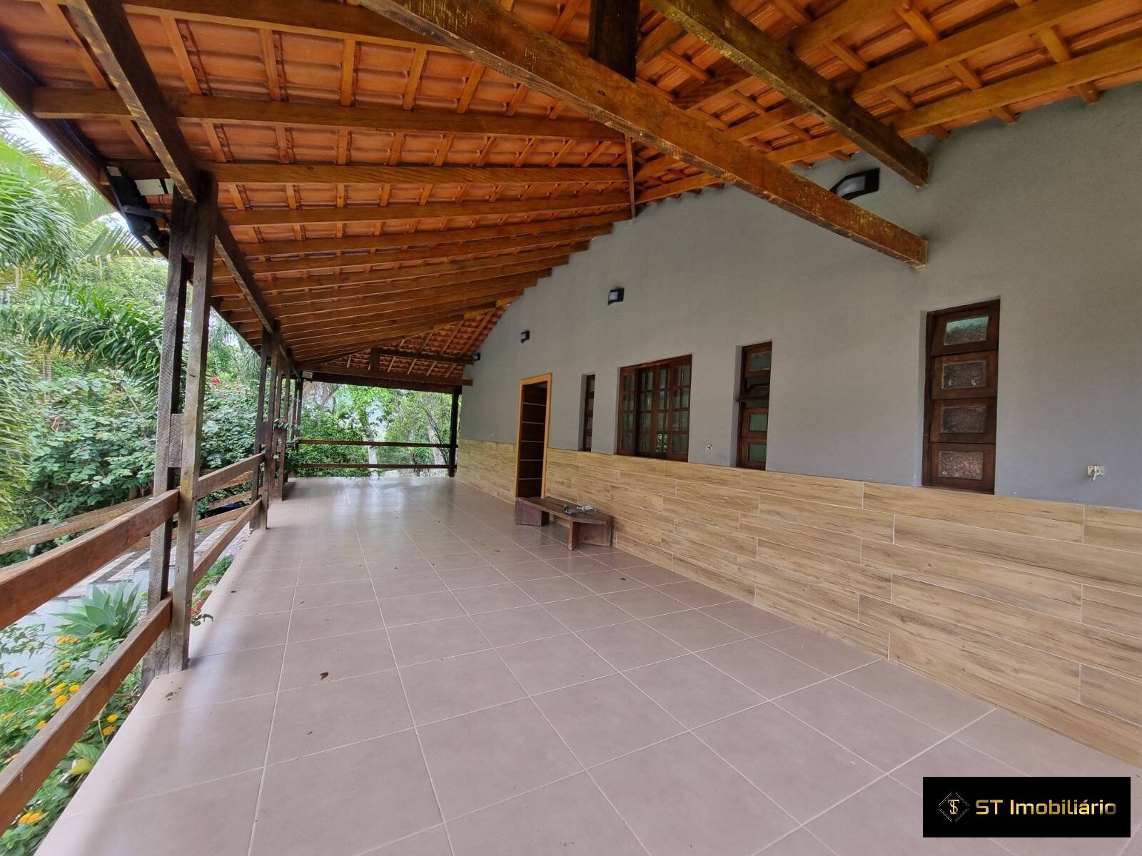 Chácara à venda com 5 quartos, 350m² - Foto 3