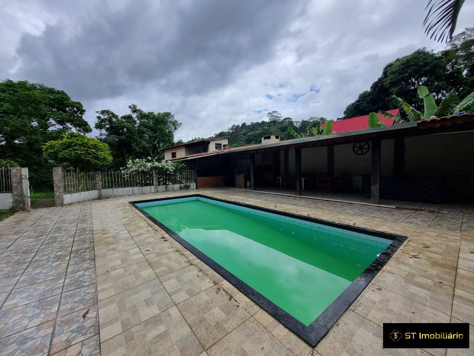 Chácara à venda com 5 quartos, 350m² - Foto 31