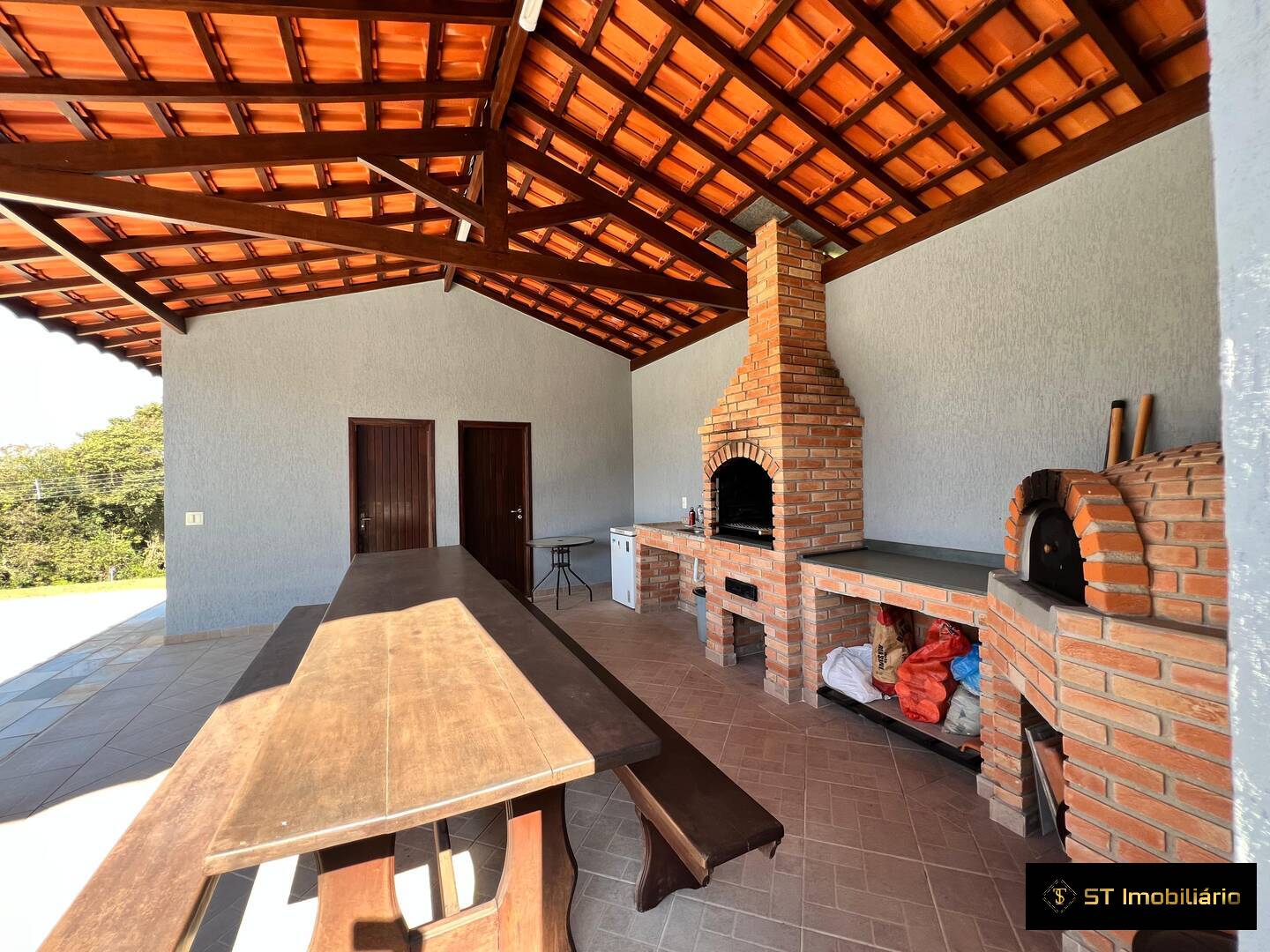 Chácara à venda com 3 quartos, 160m² - Foto 4