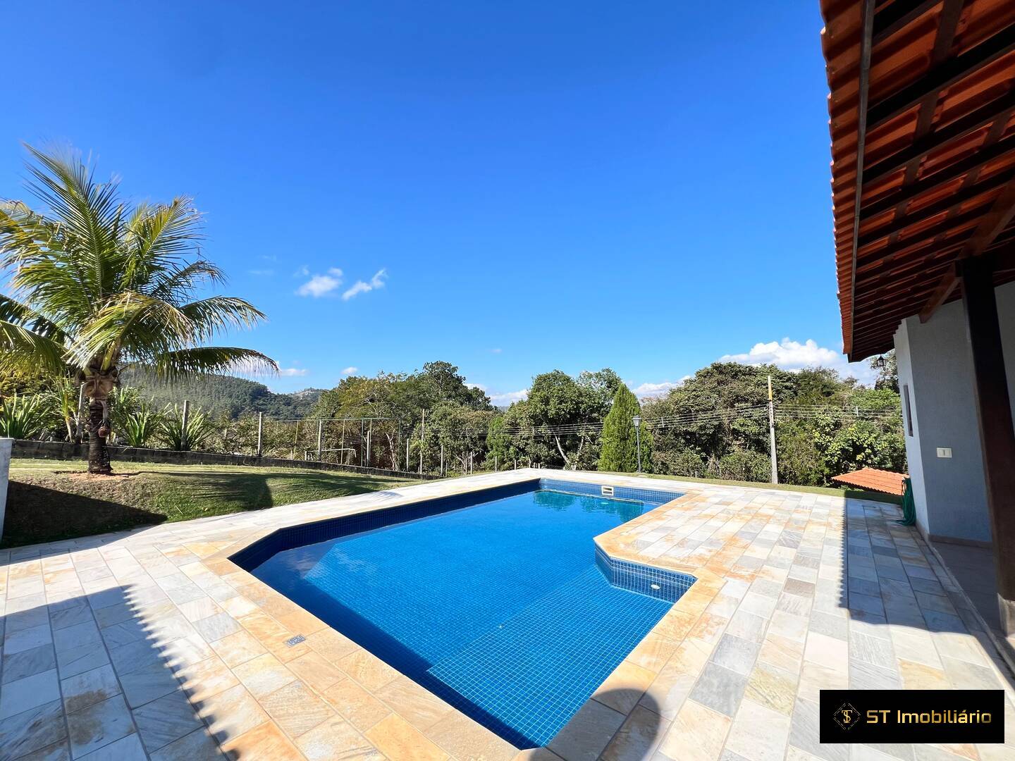 Chácara à venda com 3 quartos, 160m² - Foto 7