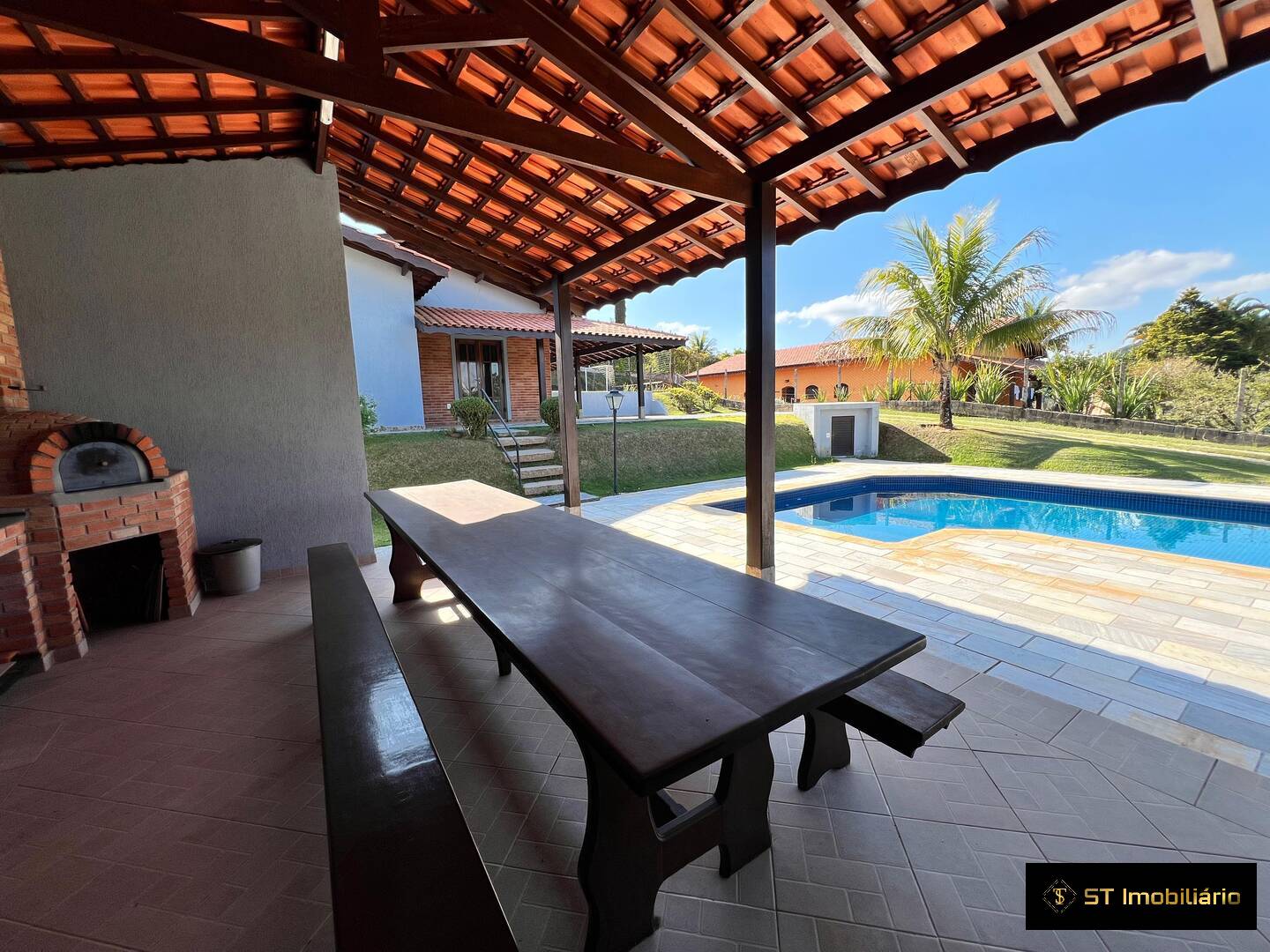 Chácara à venda com 3 quartos, 160m² - Foto 9