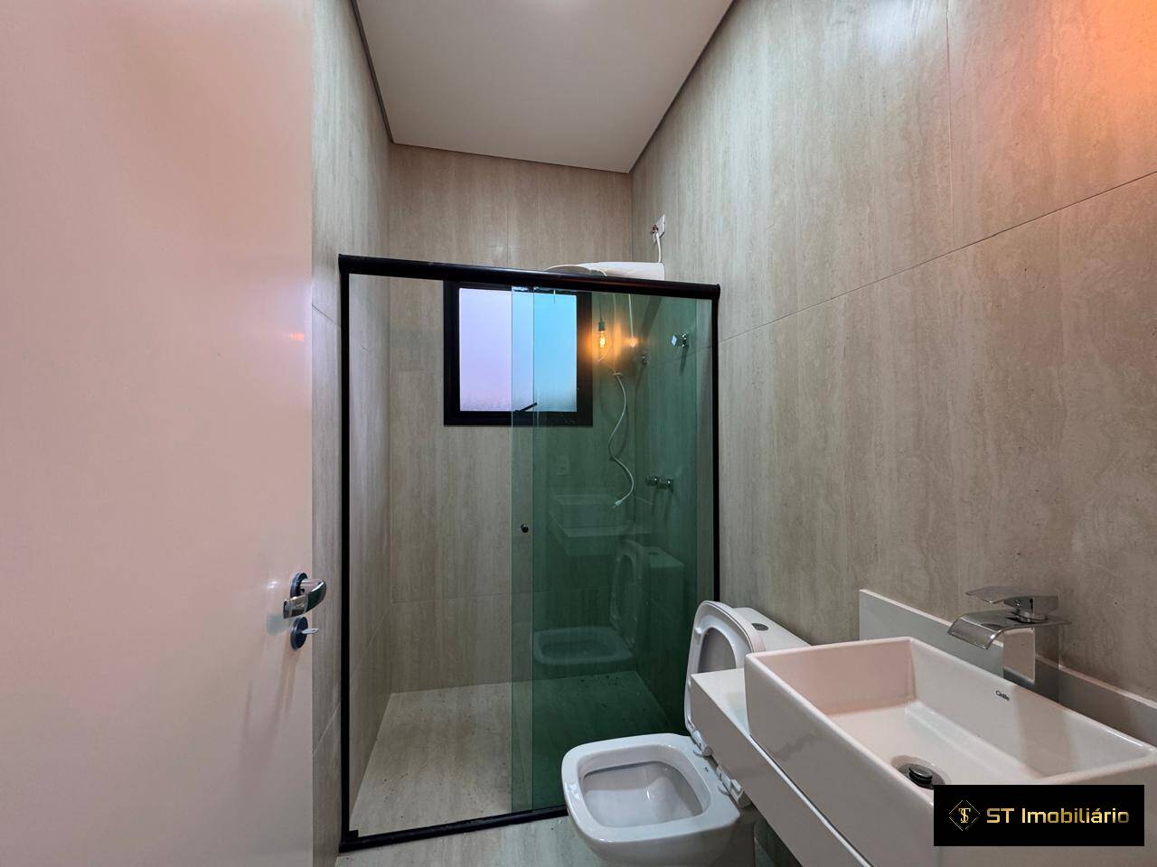 Casa para alugar com 3 quartos, 400m² - Foto 7
