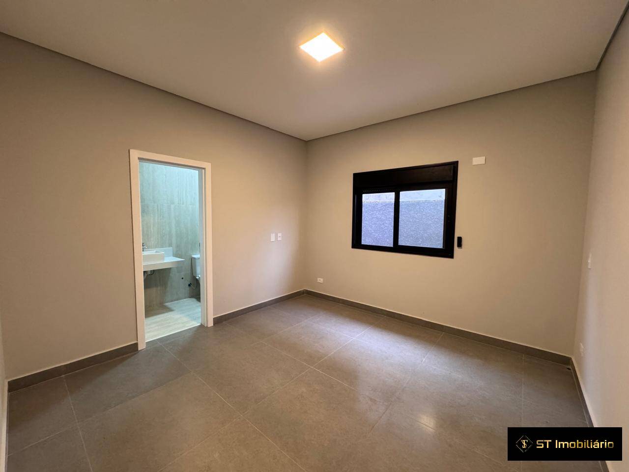 Casa para alugar com 3 quartos, 400m² - Foto 8