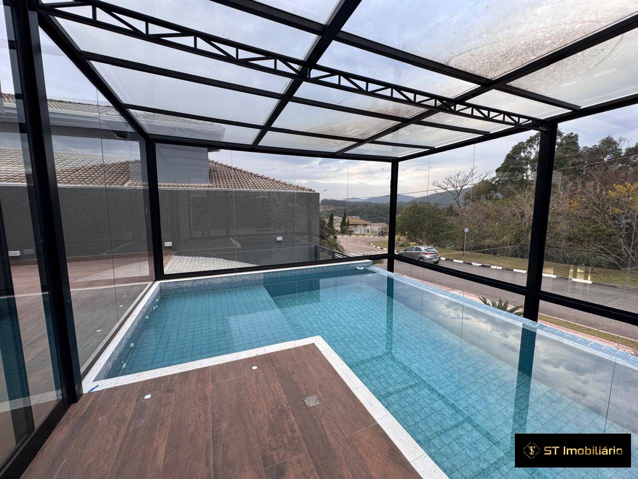 Casa para alugar com 3 quartos, 400m² - Foto 28