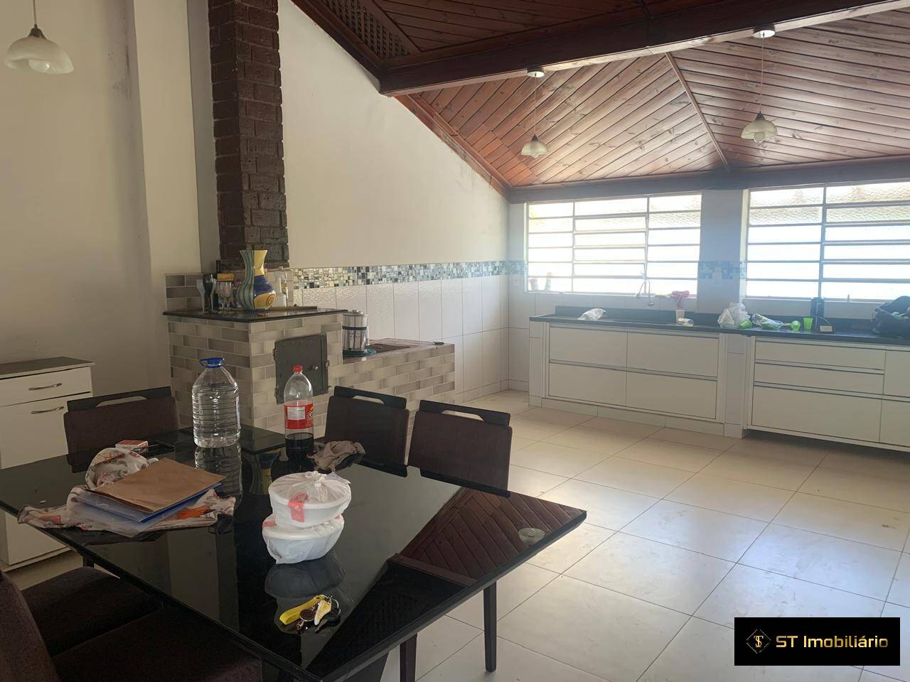 Chácara à venda com 3 quartos, 2000m² - Foto 2