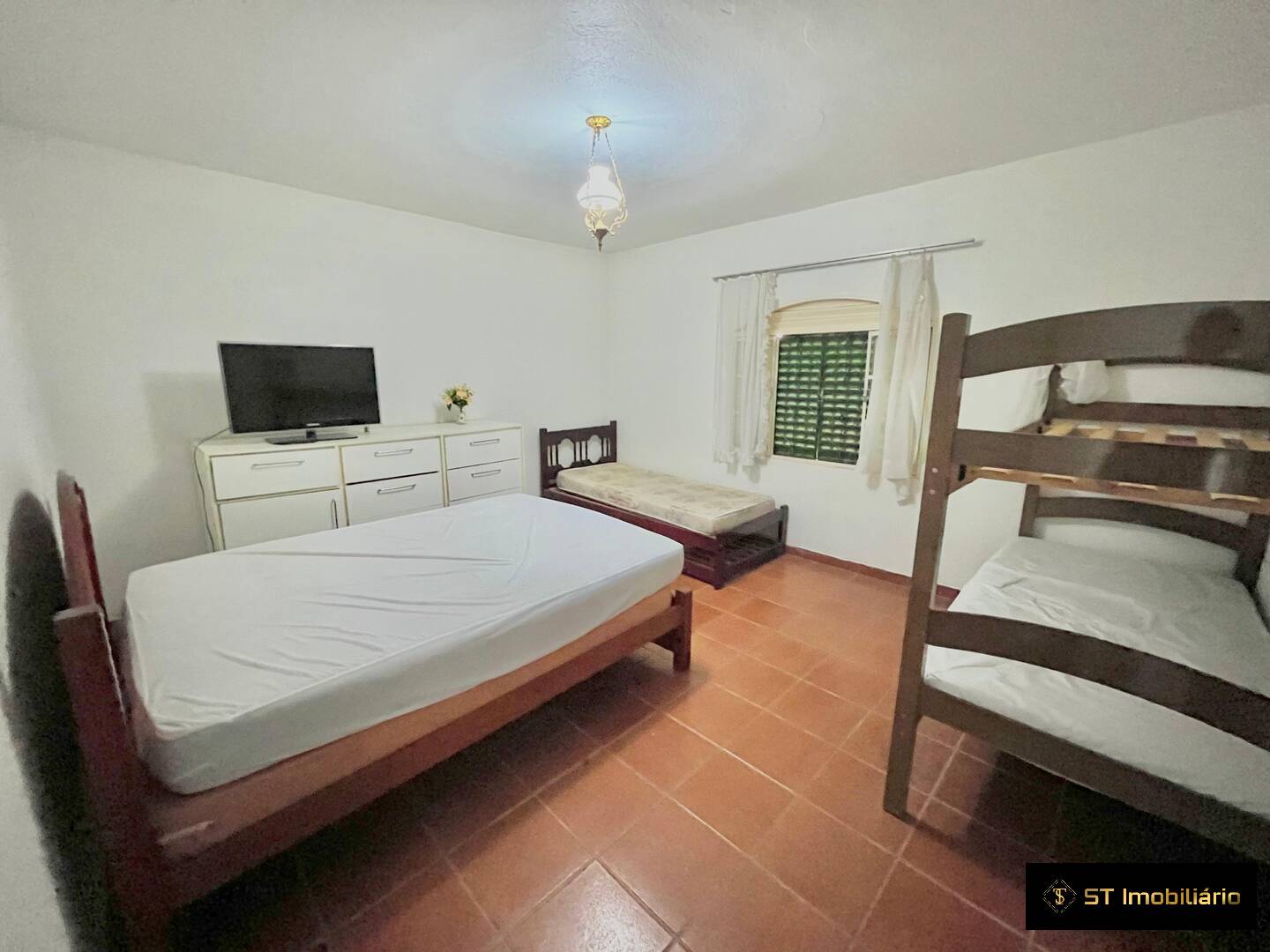 Chácara à venda com 4 quartos, 295m² - Foto 32