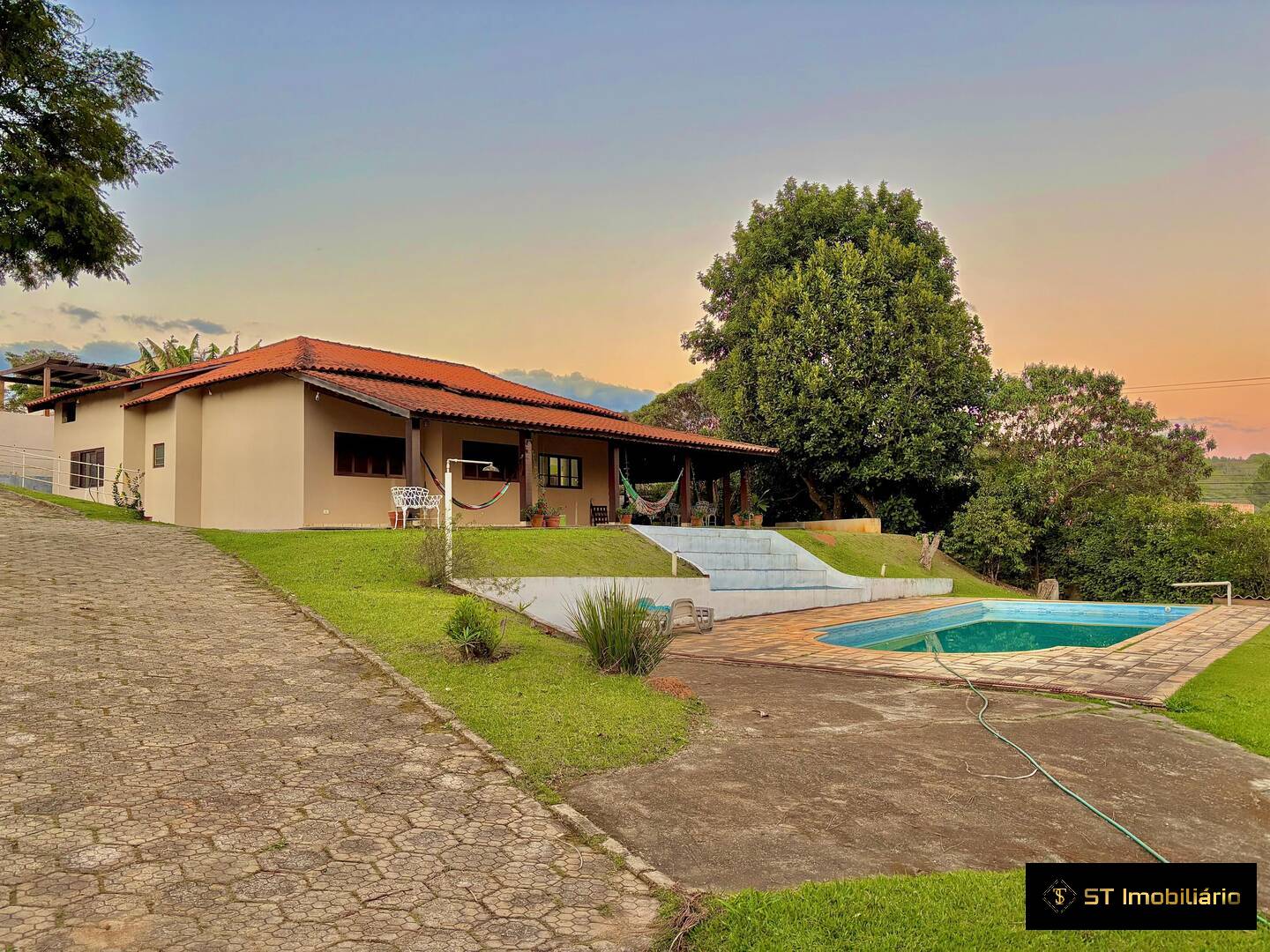 Chácara, 4 quartos, 1990 m² - Foto 1