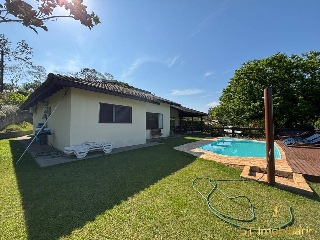 Chácara, 3 quartos, 1500 m² - Foto 2