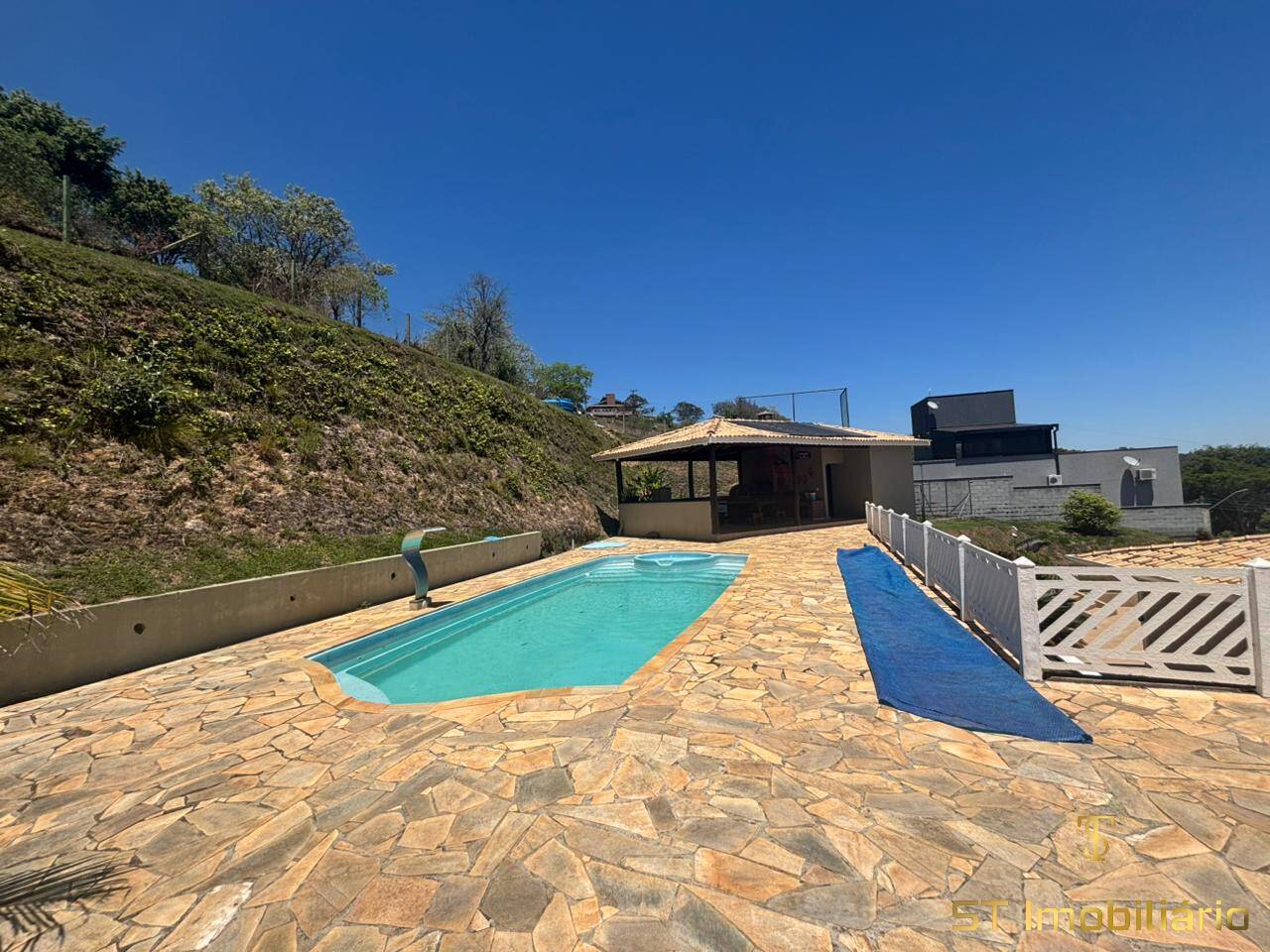 Chácara, 4 quartos, 1521 m² - Foto 3