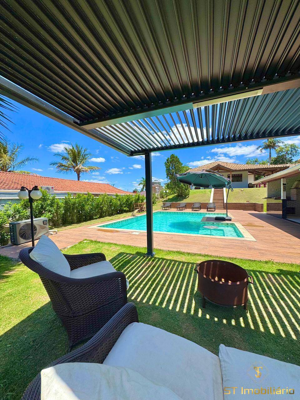 Chácara, 5 quartos, 1400 m² - Foto 2