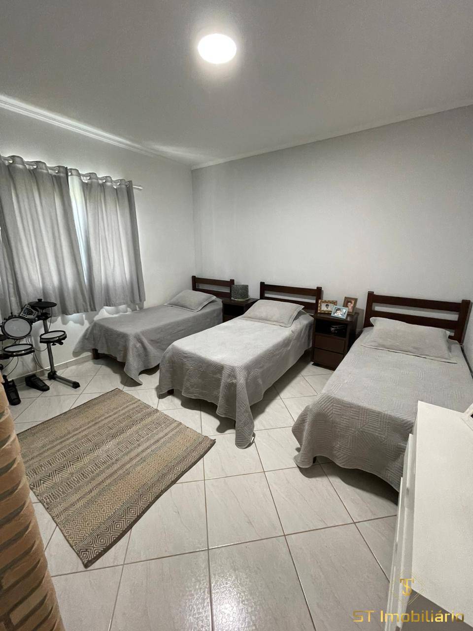 Chácara, 3 quartos, 750 m² - Foto 13