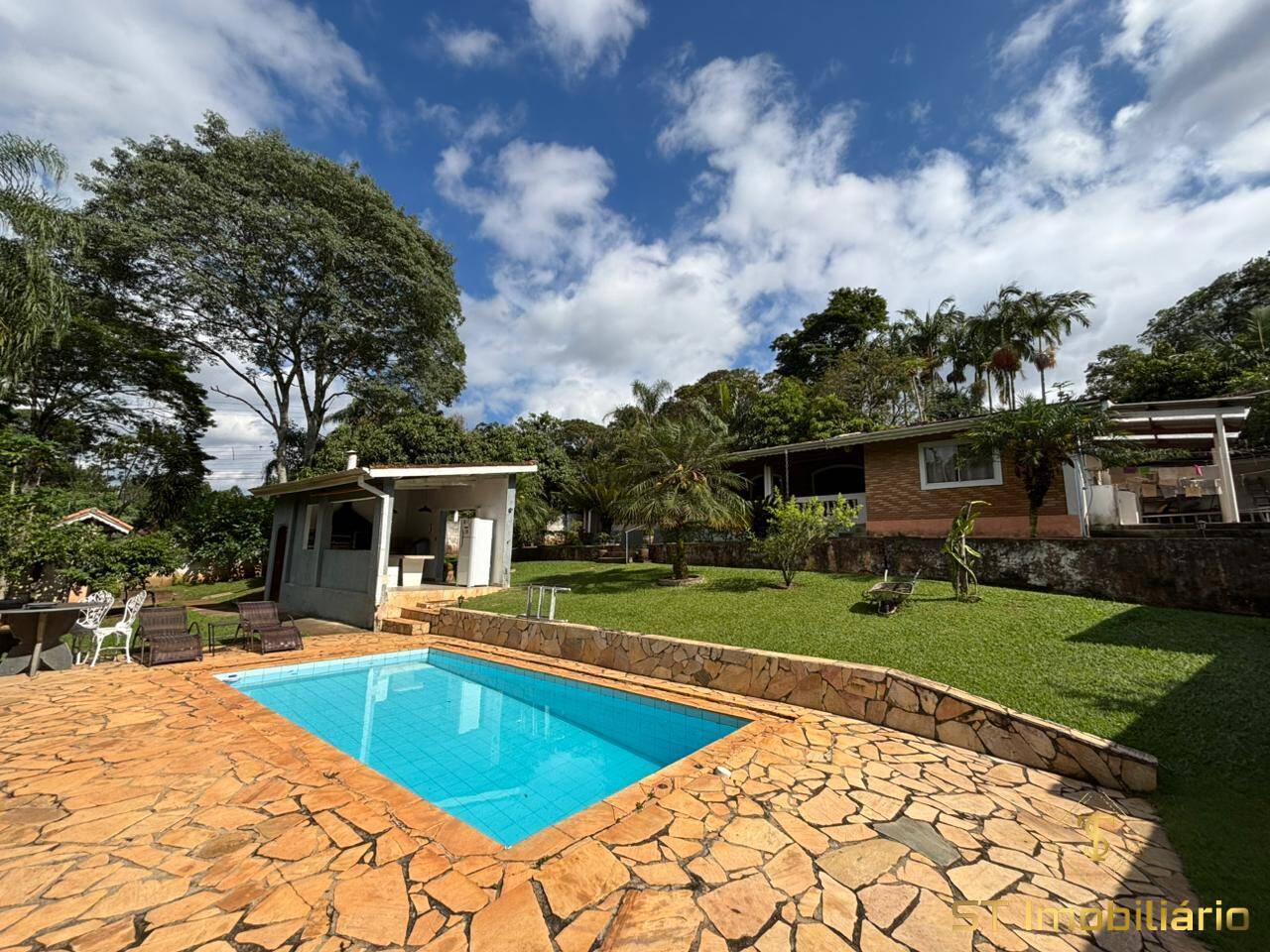 Chácara, 3 quartos, 1000 m² - Foto 1