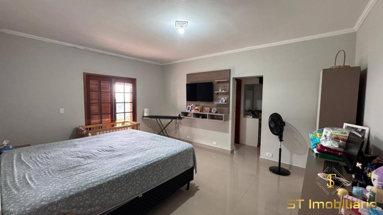 Chácara, 3 quartos, 2100 m² - Foto 39