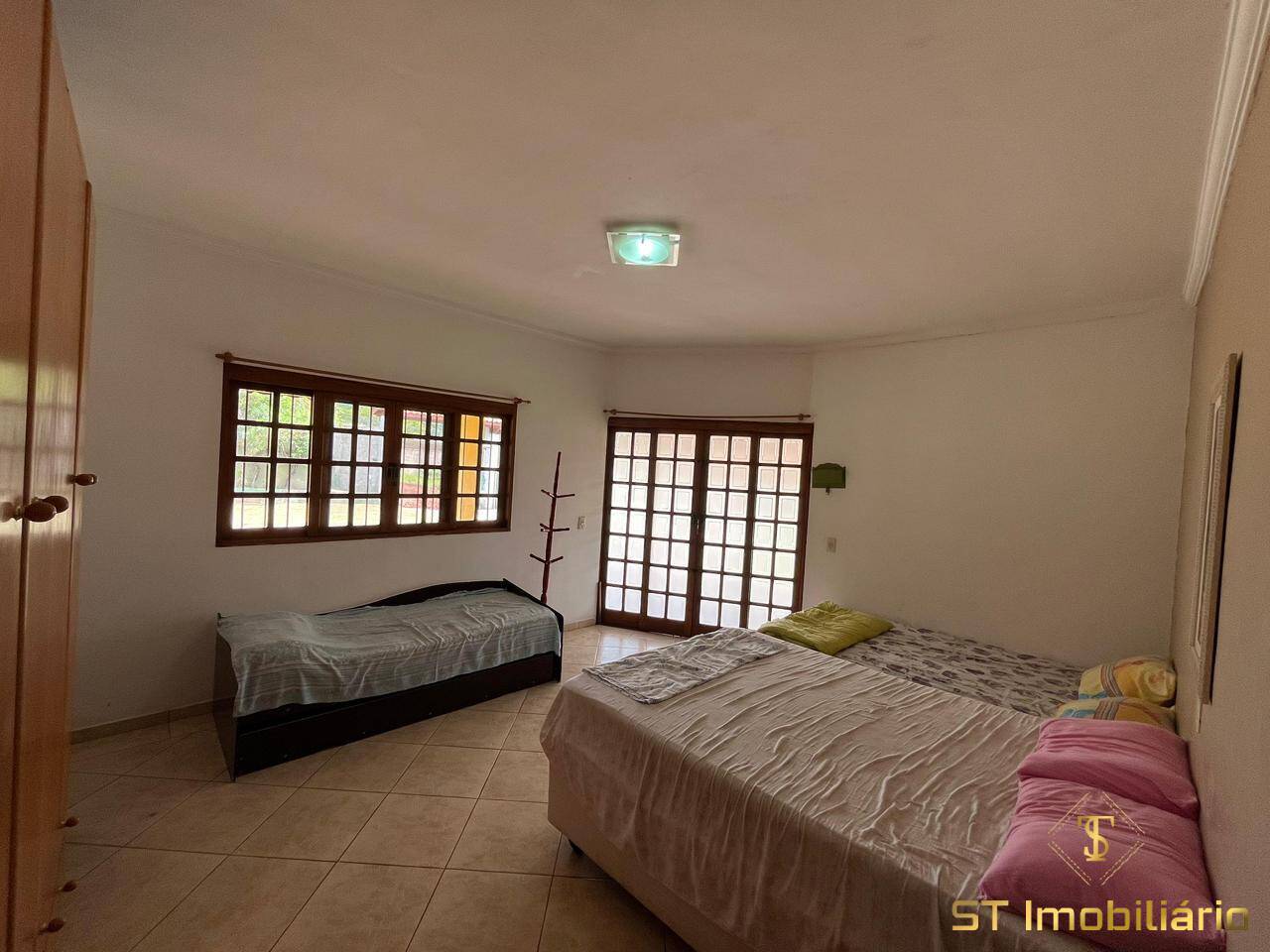 Chácara, 3 quartos, 2099 m² - Foto 8