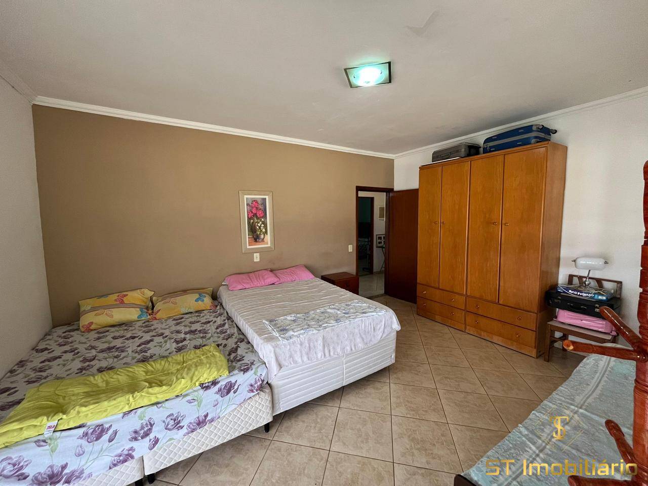 Chácara, 3 quartos, 2099 m² - Foto 9