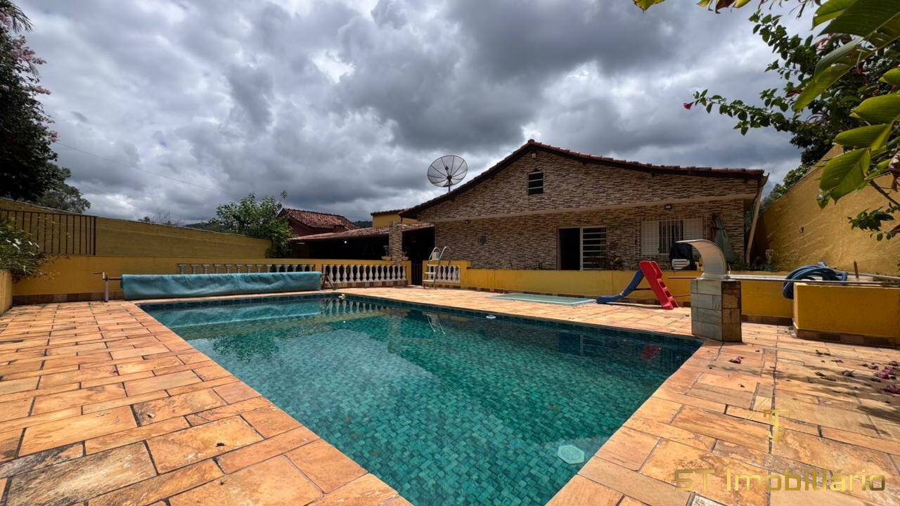 Chácara, 4 quartos, 1157 m² - Foto 1